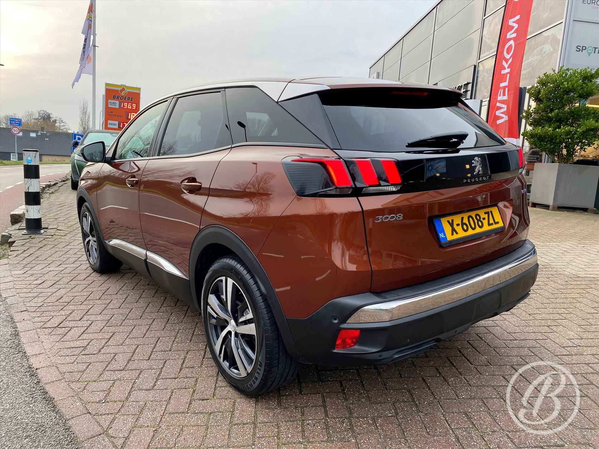 PEUGEOT 3008 1.2 Turbo 130pk Automaat Allure | trekhaak, 18 inch velgen, navigatie, camera, parkeersensoren v&a, park assist, apple, android climate- en cruise - 4/65