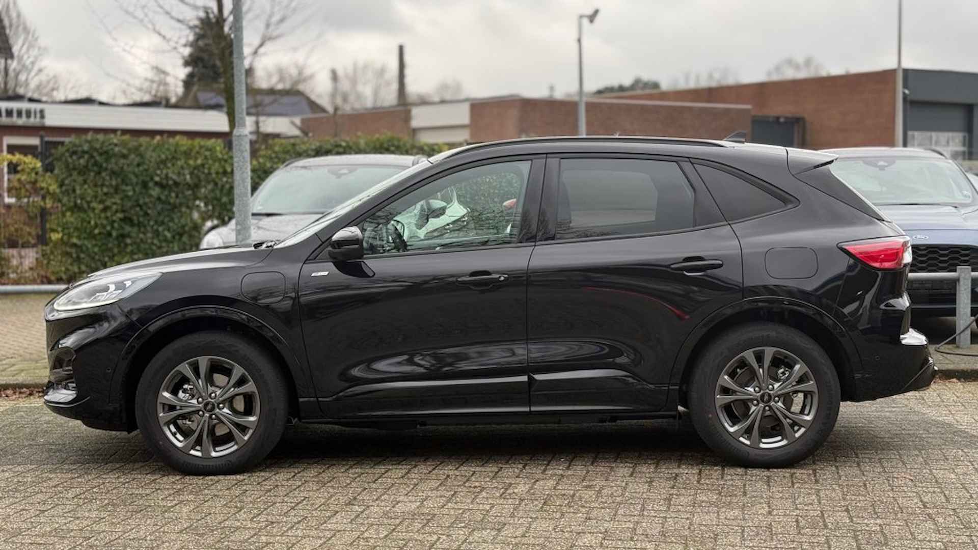 FORD Kuga 2.5 PHEV ST-LINE X / Trekhaak+Driver+Winter pack - 7/27