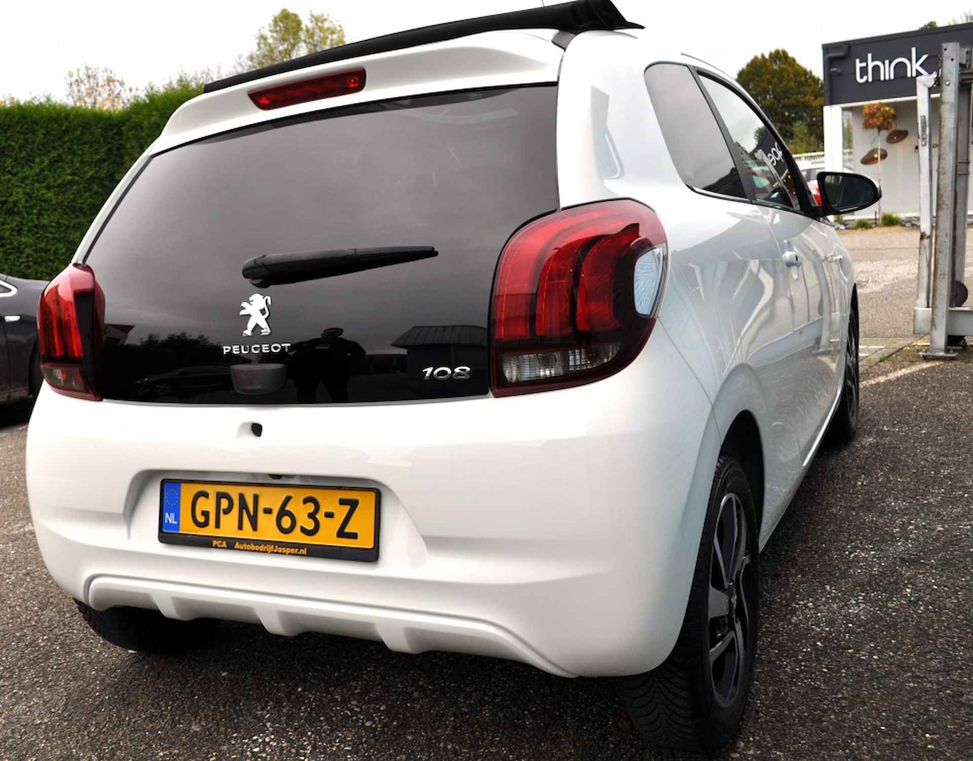 Peugeot 108 1.0 Allure TOP Autom Act Lmv key less - 5/18