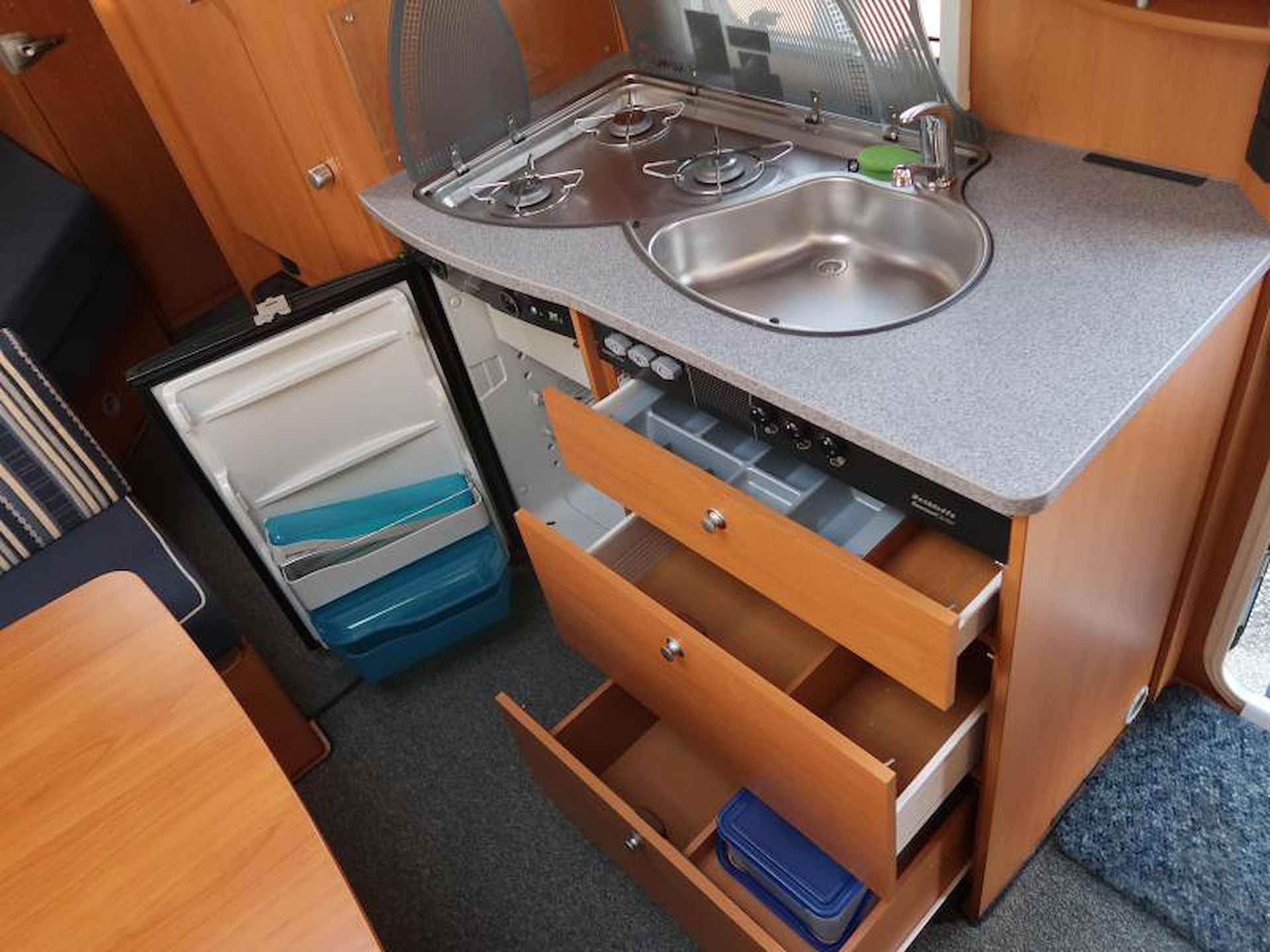 Dethleffs Camper Lifestyle 560 SK ALS NIEUW BINNEN/VOORTENT - 21/24