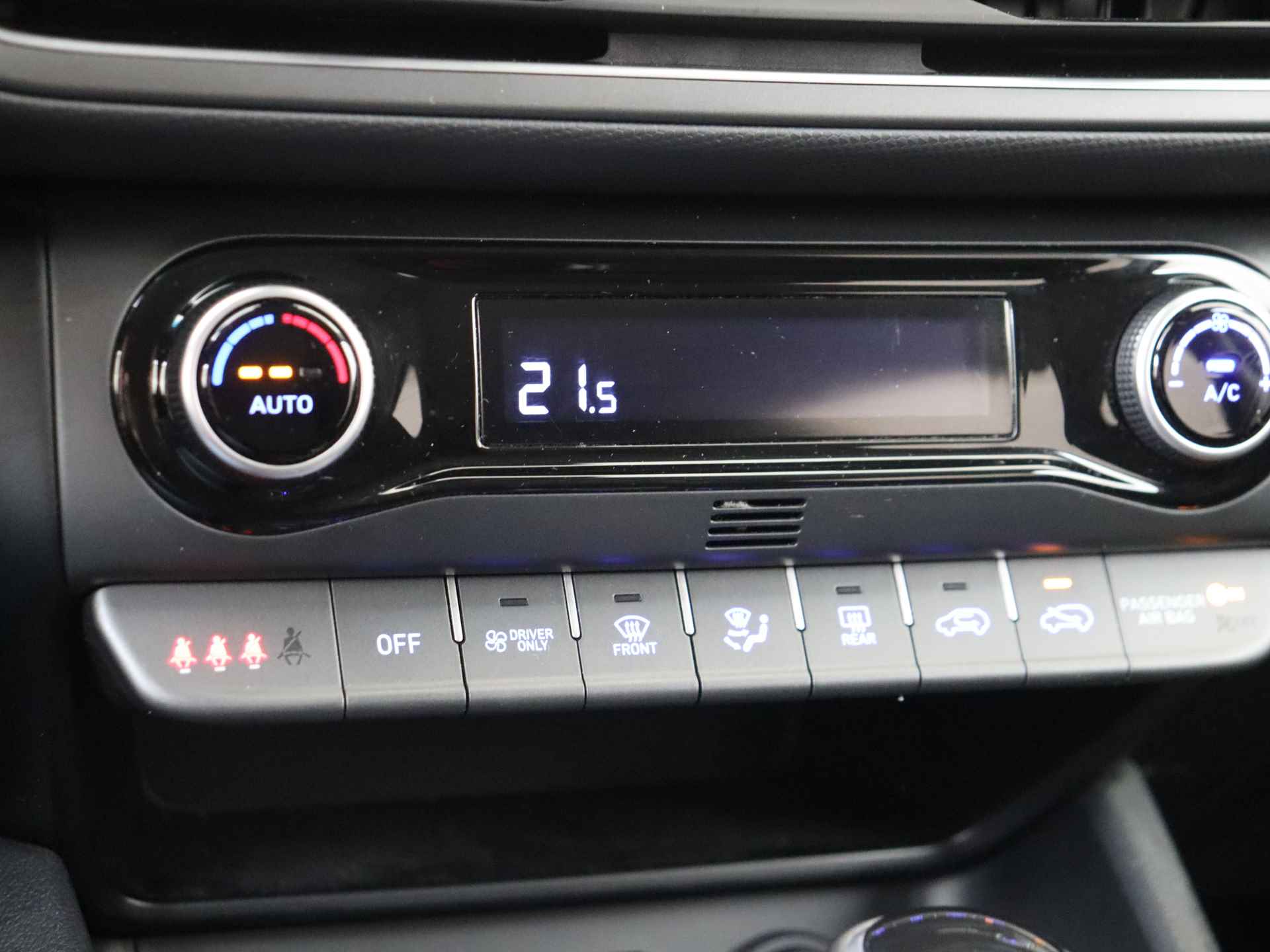 Hyundai KONA 1.6 GDI HEV Fashion Automaat | Navigatie | Climate Control | Krell Audio - 19/36