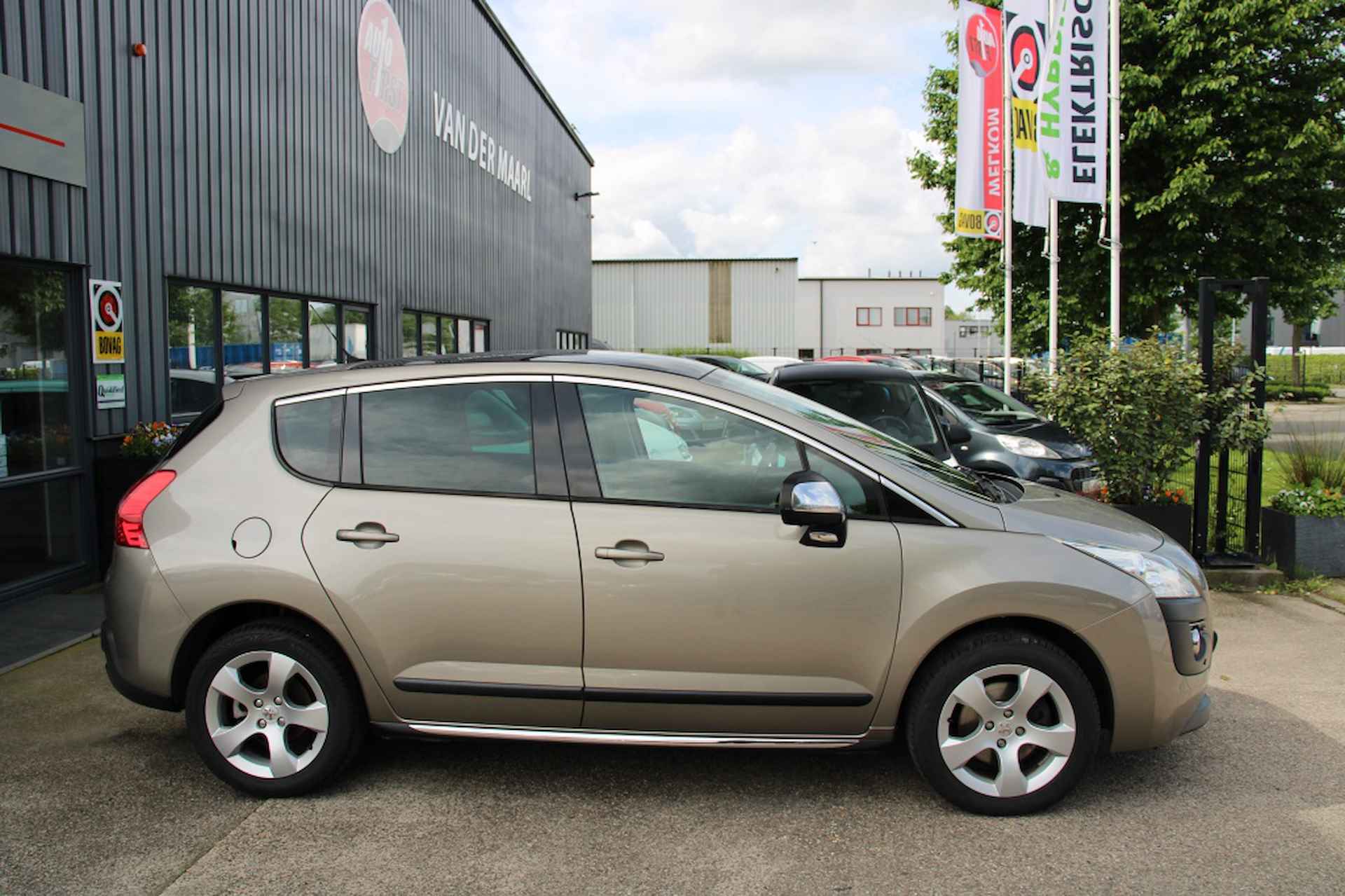 Peugeot 3008 1.6 THP Style - 3/21