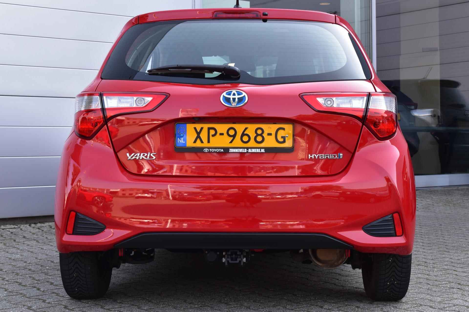 Toyota Yaris 1.5 Hybrid Active - 8/29