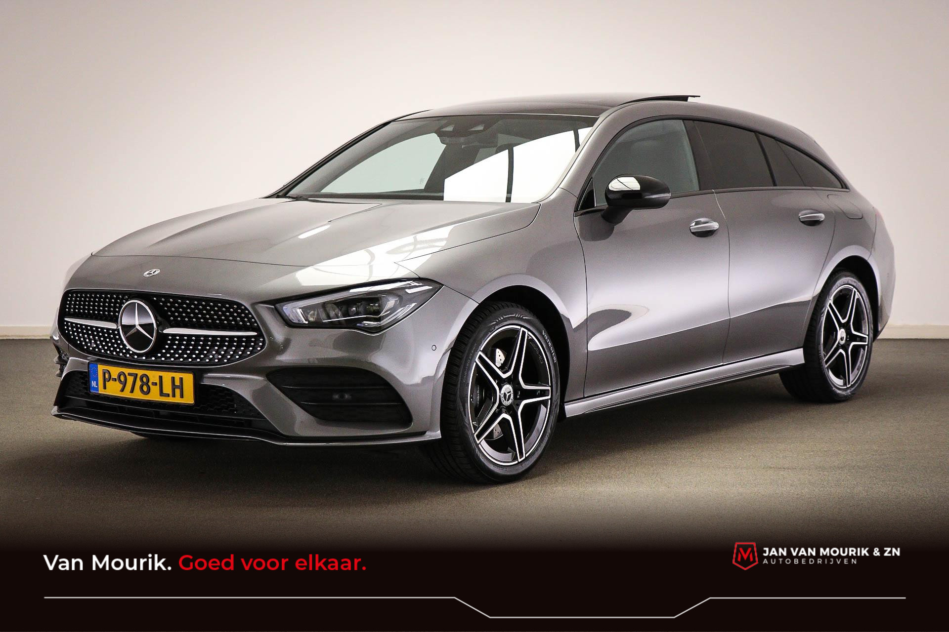 Mercedes-Benz CLA-klasse Shooting Brake 250 e Business Solution AMG Limited | WIDESCREEN | PANORAMADAK | TREKHAAK | SFEERVERLICHTING |