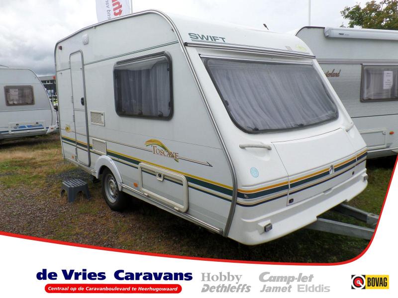 Swift Toscane 390 Incl.Luifel met zijwanden