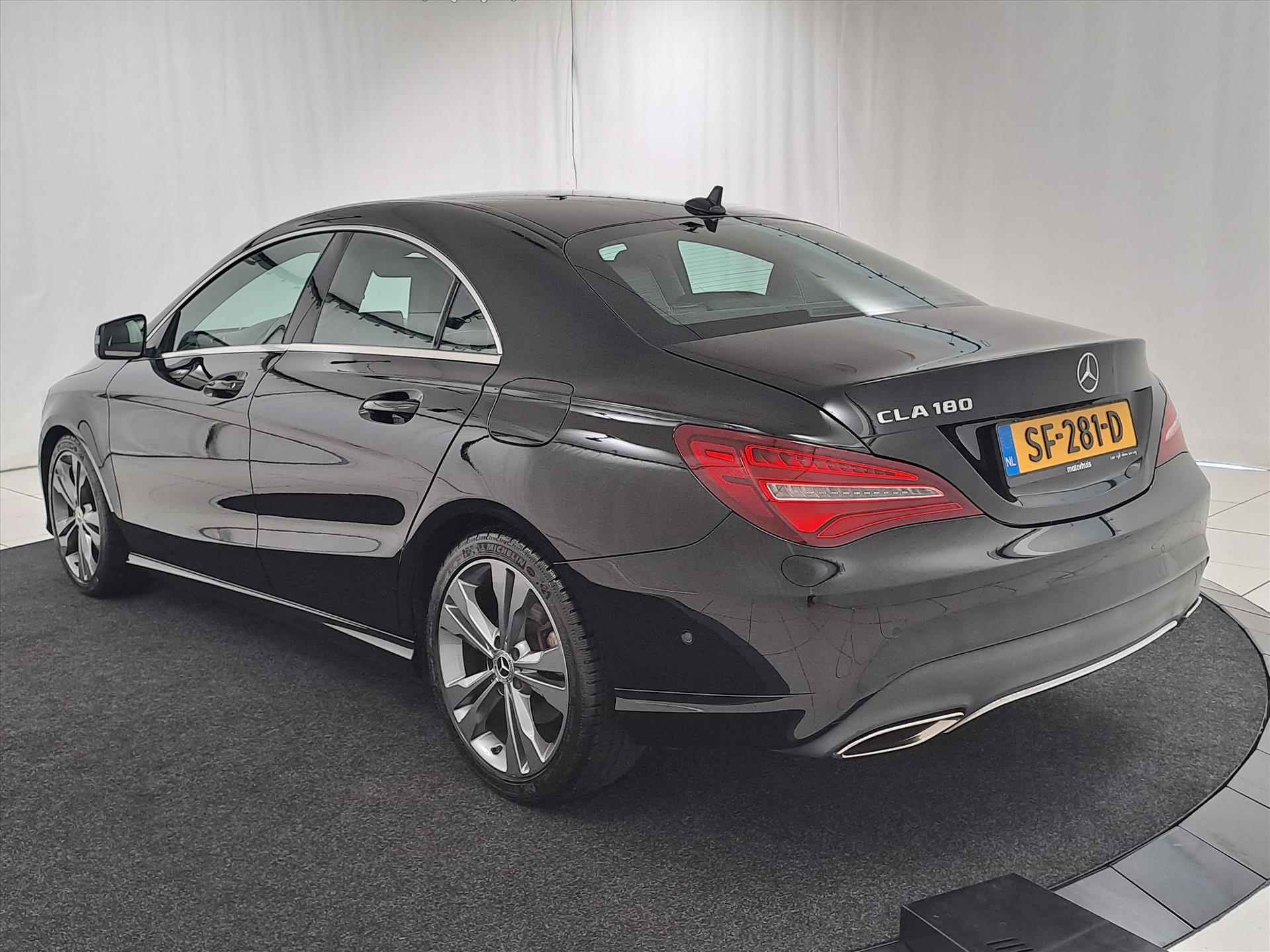 MERCEDES CLA-Klasse 180 122pk 7G-DCT Business Solution / Camera / Navigatie / LED / Camera - 4/25