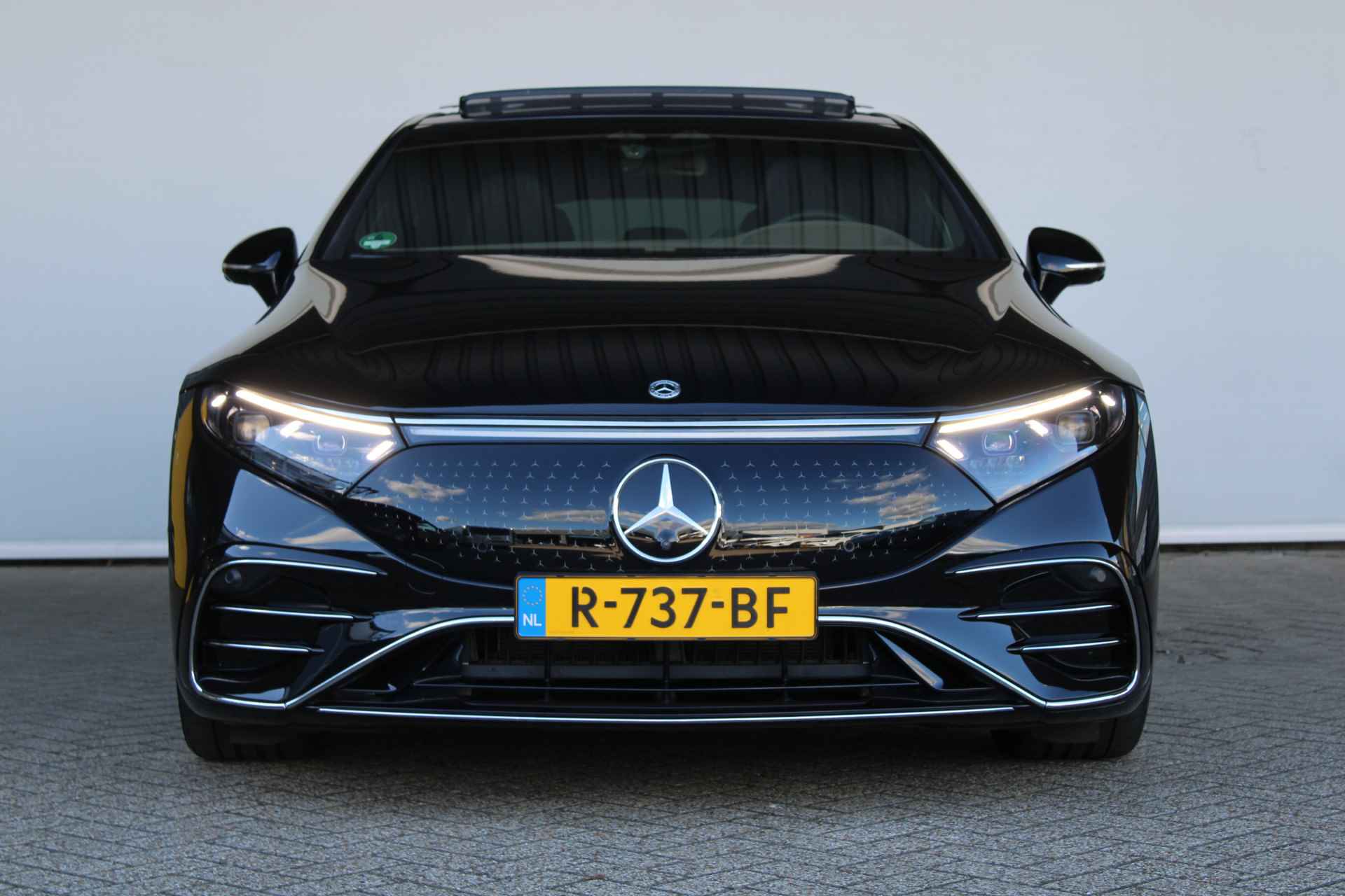 Mercedes-Benz EQS 580 4MATIC AMG Line 108 kWh AMG/PANO/LEDER/STURENDE ACHTERAS/GEHEUGENSTOELEN/ BOMVOL OPTIES !!! - 10/36