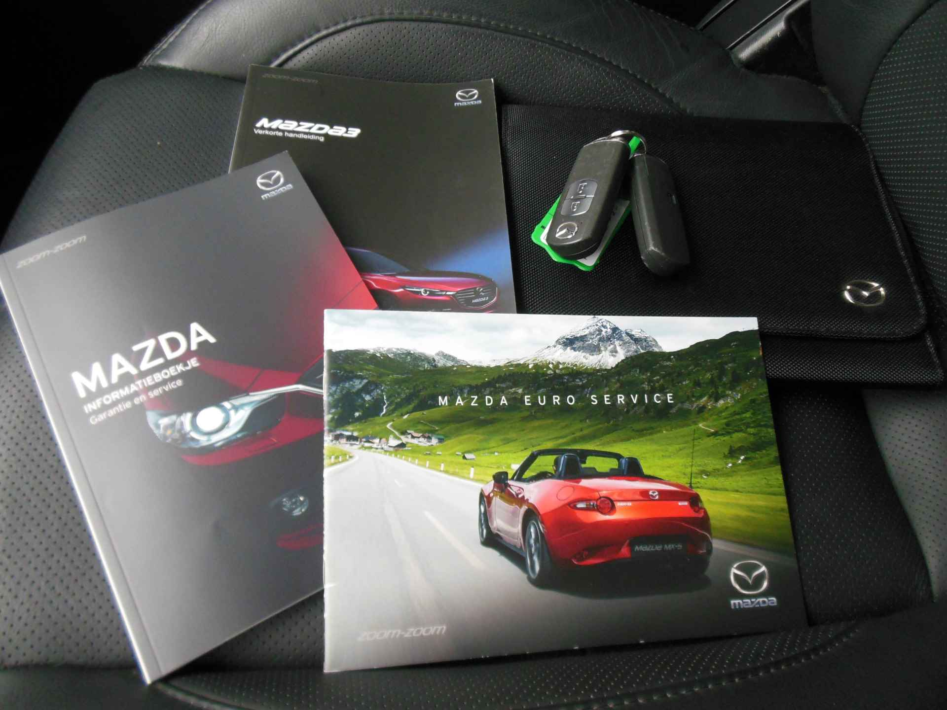 Mazda 3 2.0 SkyActiv-G 120 GT-M 12 maanden Bovag garantie - 20/22
