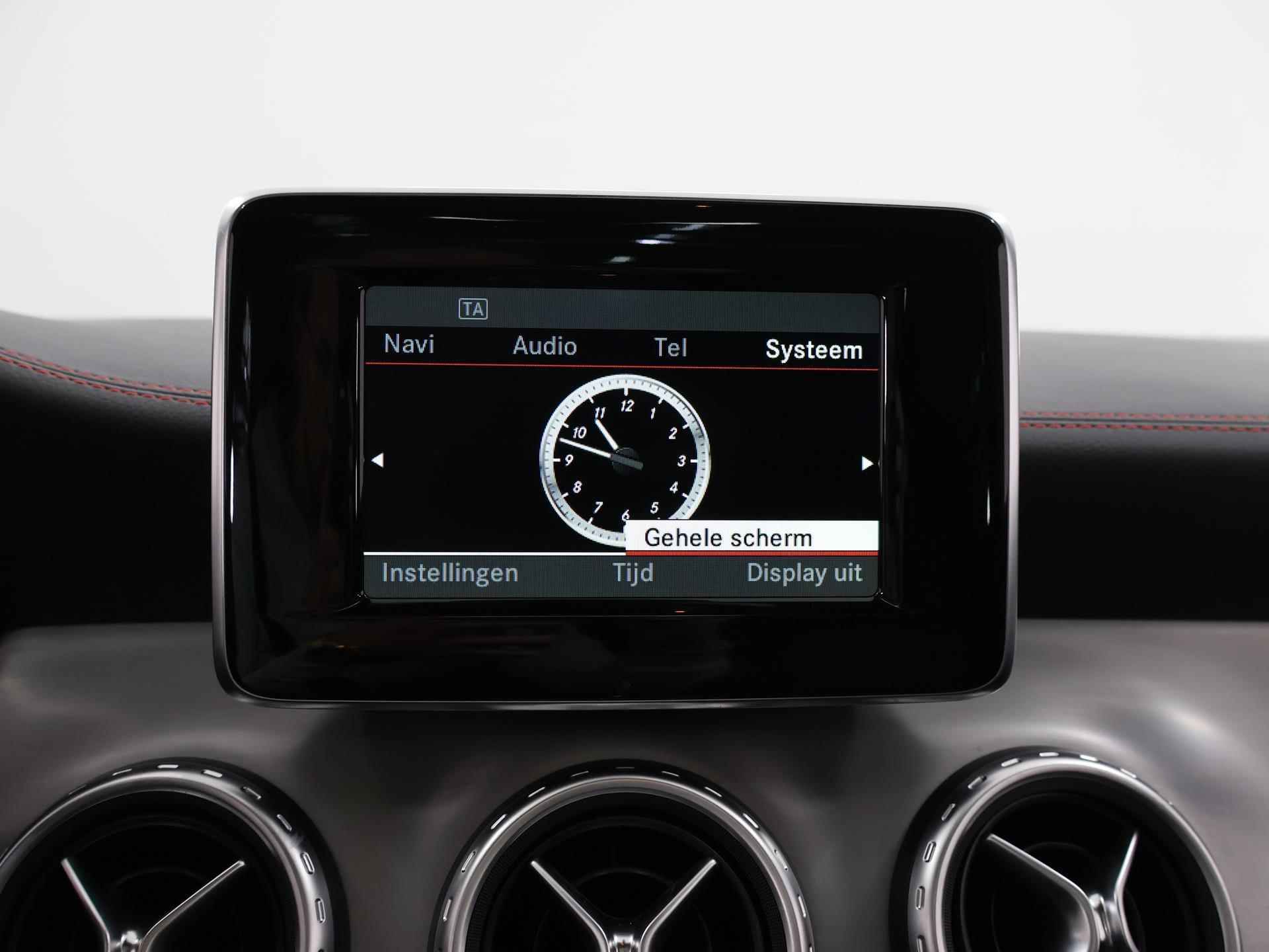 Mercedes-Benz GLA-klasse 250 Ambition AMG Night | Panoramadak | Navigatie | Stoelverwarming | Cruise Control | Leder | - 16/37