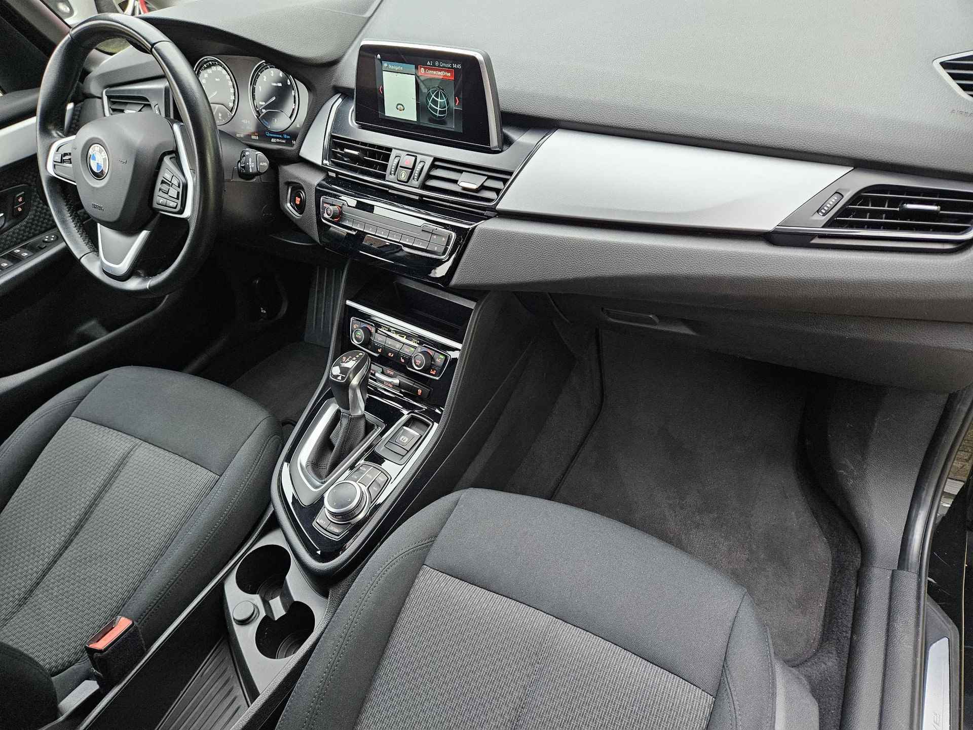 BMW 2-serie Active Tourer 225xe iPerformance /Apple Carplay/Parkeersens. V+A/Stoelverw./Licht&Regensensor/17''LMV/Bluetooth/Isofix/USB met snellaadfunctie/(MET GARANTIE*) - 11/34