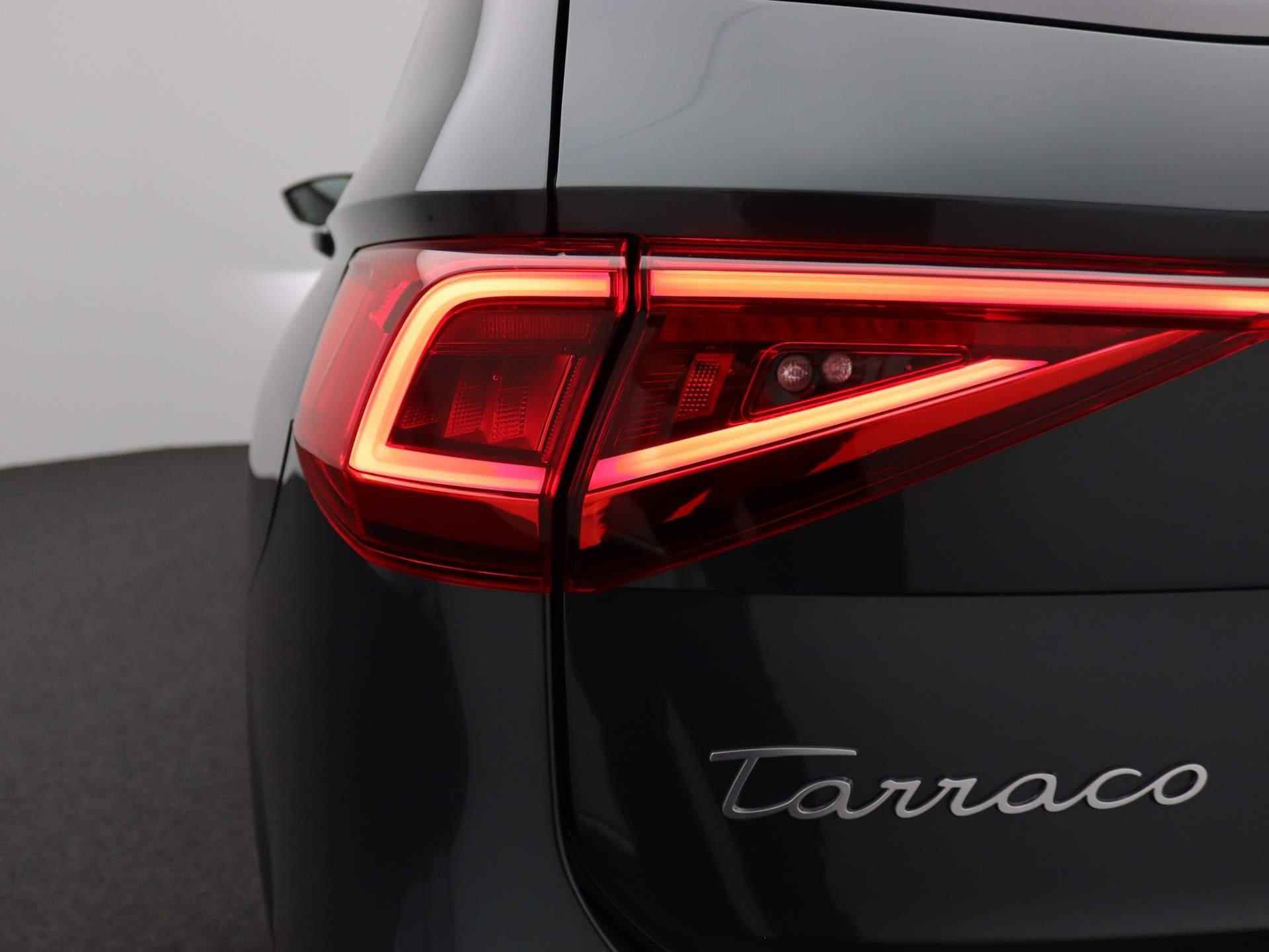 SEAT Tarraco 1.4 TSI e-Hybrid PHEV FR 245PK DSG Panoramadak, trekhaak, achteruitrijcamera, winterpakket Plus, virtual pedal, keyless, 19'' lichtmetaal - 54/59