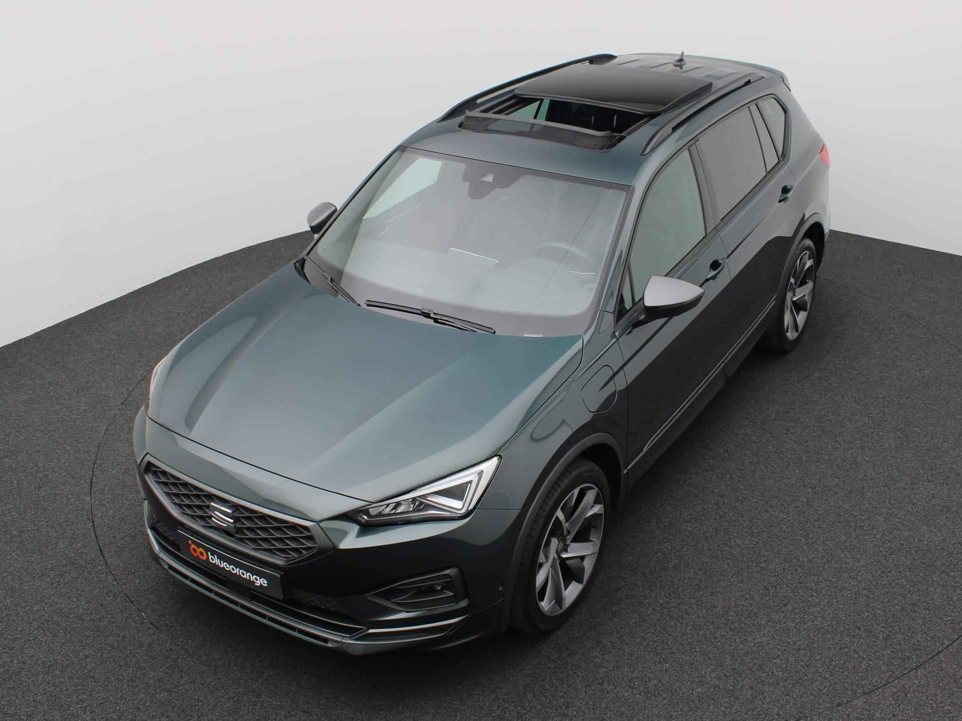 SEAT Tarraco 1.4 TSI e-Hybrid PHEV FR 245PK DSG Panoramadak, trekhaak, achteruitrijcamera, winterpakket Plus, virtual pedal, keyless, 19'' lichtmetaal - 14/55