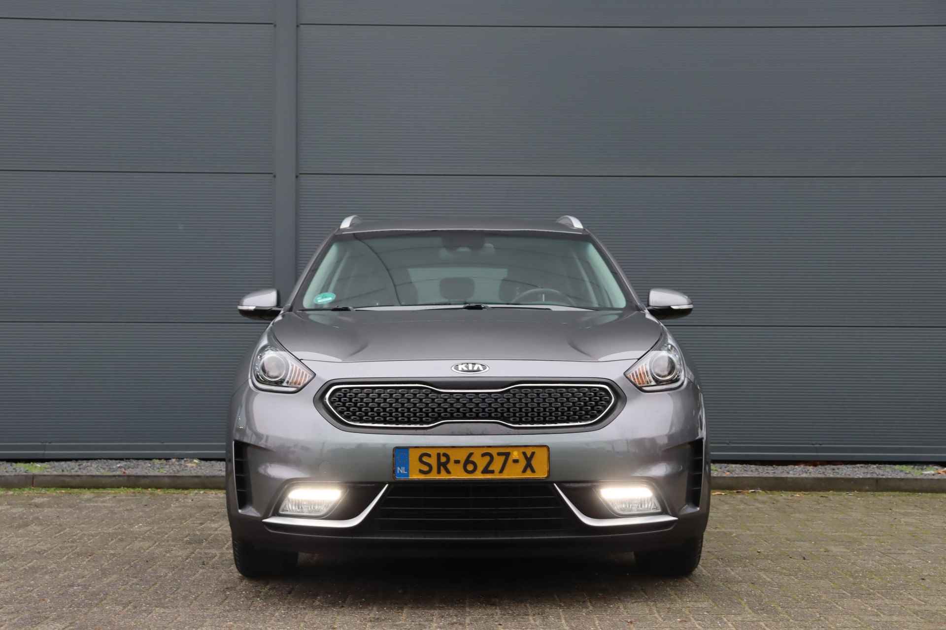 Kia Niro 1.6 GDi Hybrid DynamicLine / Trekhaak / Camera / Navigatie - 2/33