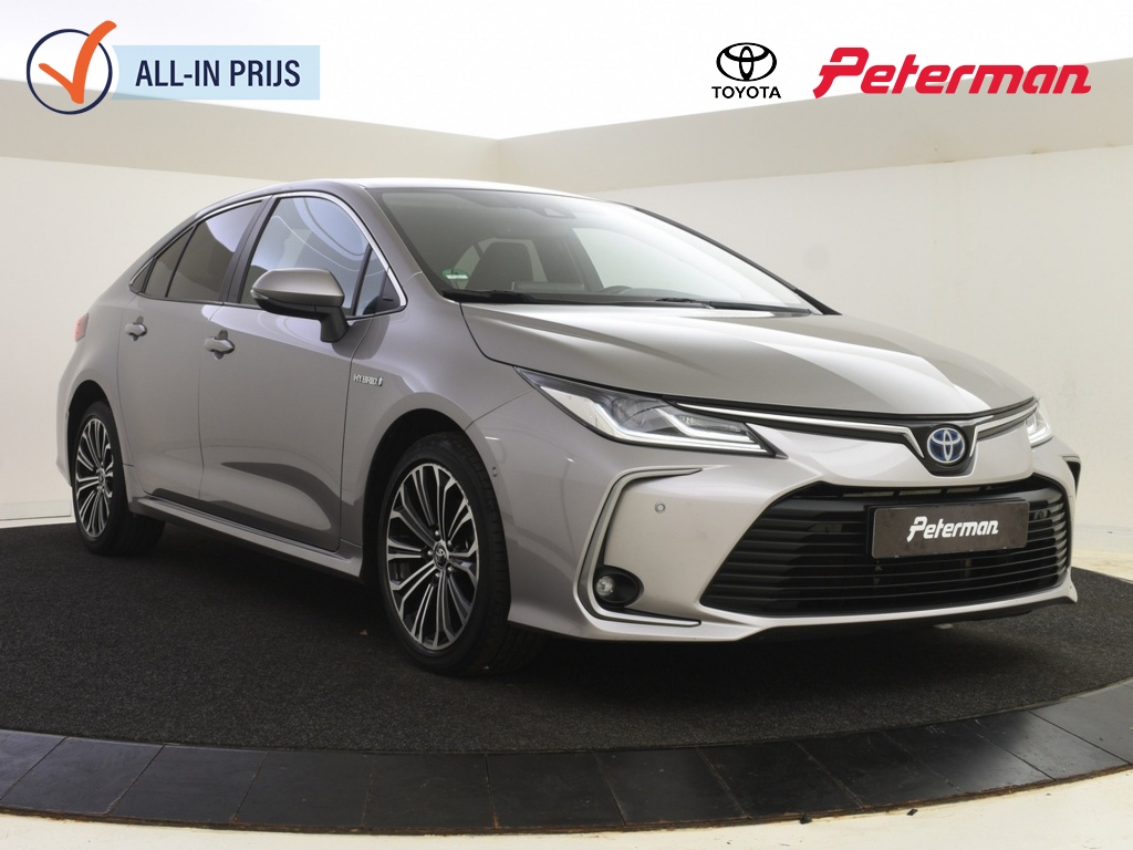 Toyota Corolla Sedan 1.8 Hybrid Style | PDC V+A | Stoelverwarming