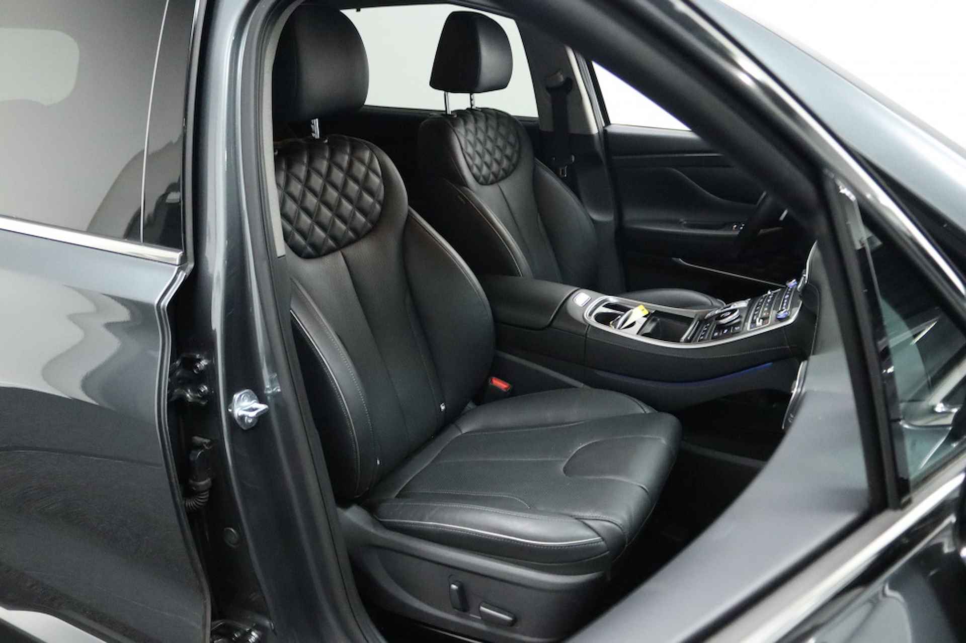 Hyundai Santa Fe 1.6 T-GDI HEV Comfort Smart | Apple carplay | Camera | Navigatie - 13/57