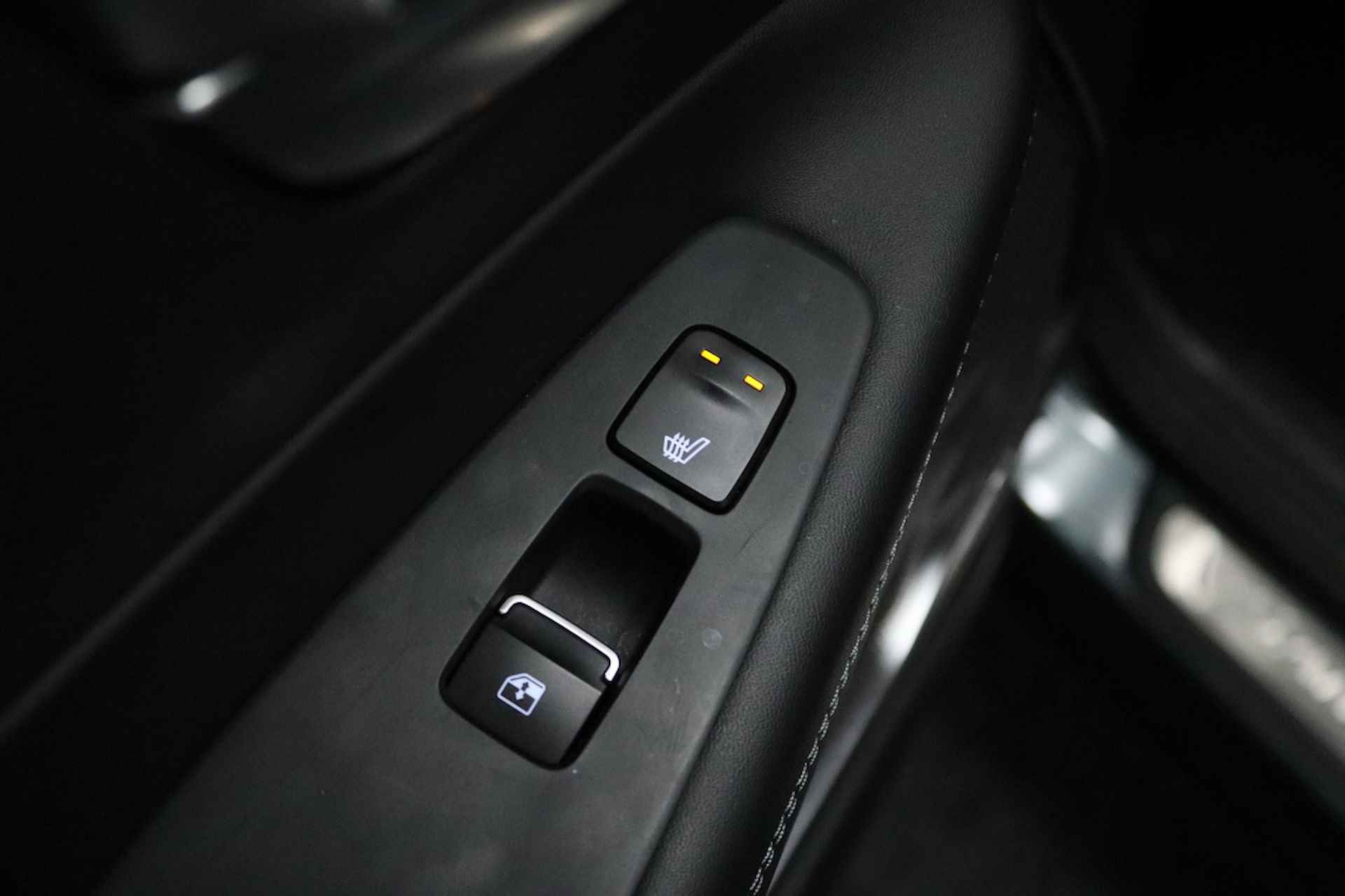Hyundai Santa Fe 1.6 T-GDI HEV Comfort Smart | Apple carplay | Camera | Navigatie - 31/57
