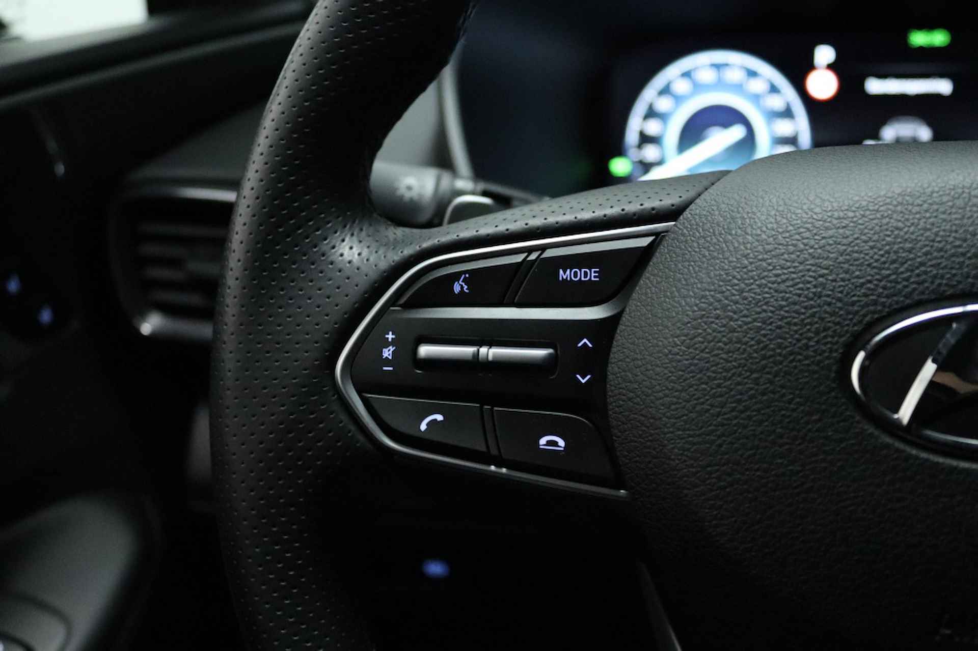 Hyundai Santa Fe 1.6 T-GDI HEV Comfort Smart | Apple carplay | Camera | Navigatie - 36/57