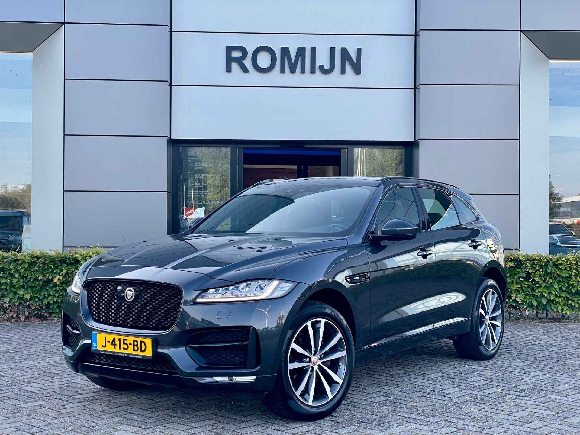 Jaguar F-Pace