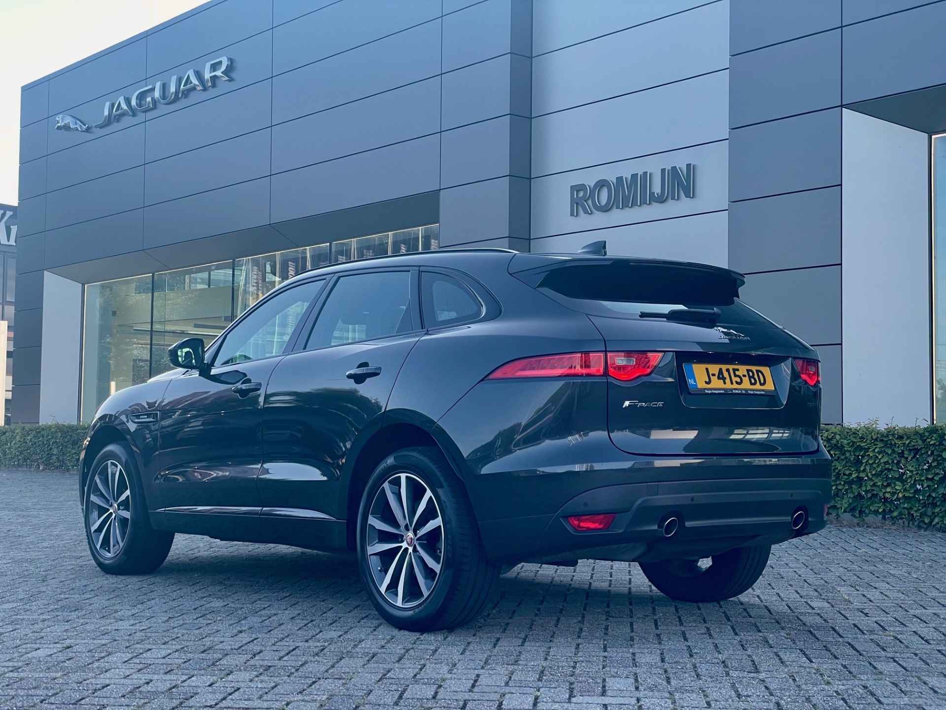 Jaguar F-Pace 2.0t AWD Premium Sport Edition Panoramadak - 7/32