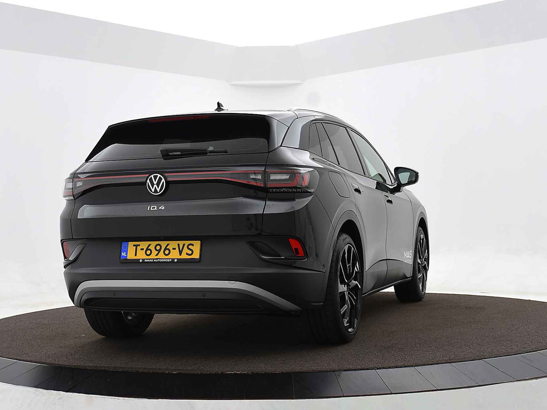 Volkswagen ID.4 Pro Business 77 kWh | Camera | 21 inch | Black Style | Stoel- en stuurverwarming - 7/35