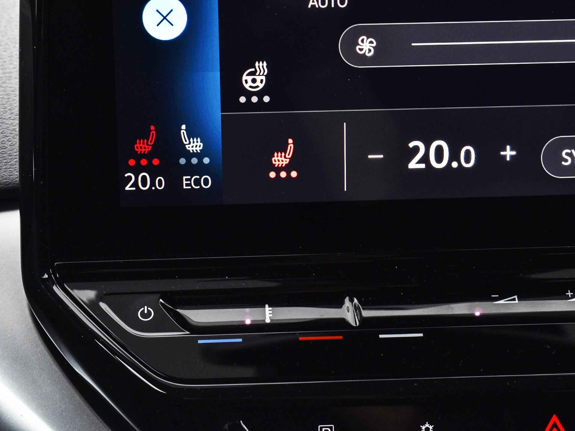 Volkswagen ID.4 Pro Business 77 kWh | Camera | 21 inch | Black Style | Stoel- en stuurverwarming - 30/35