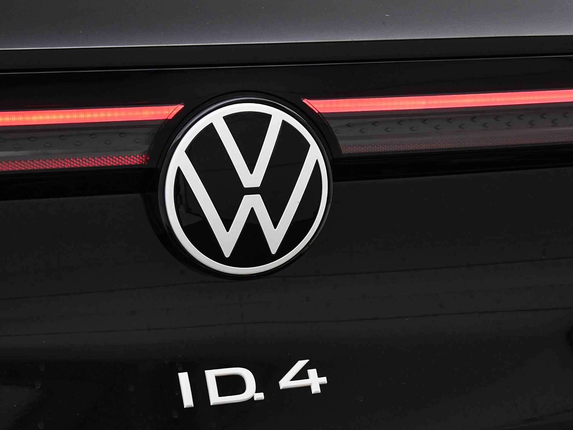 Volkswagen ID.4 Pro Business 77 kWh | Camera | 21 inch | Black Style | Stoel- en stuurverwarming - 32/35