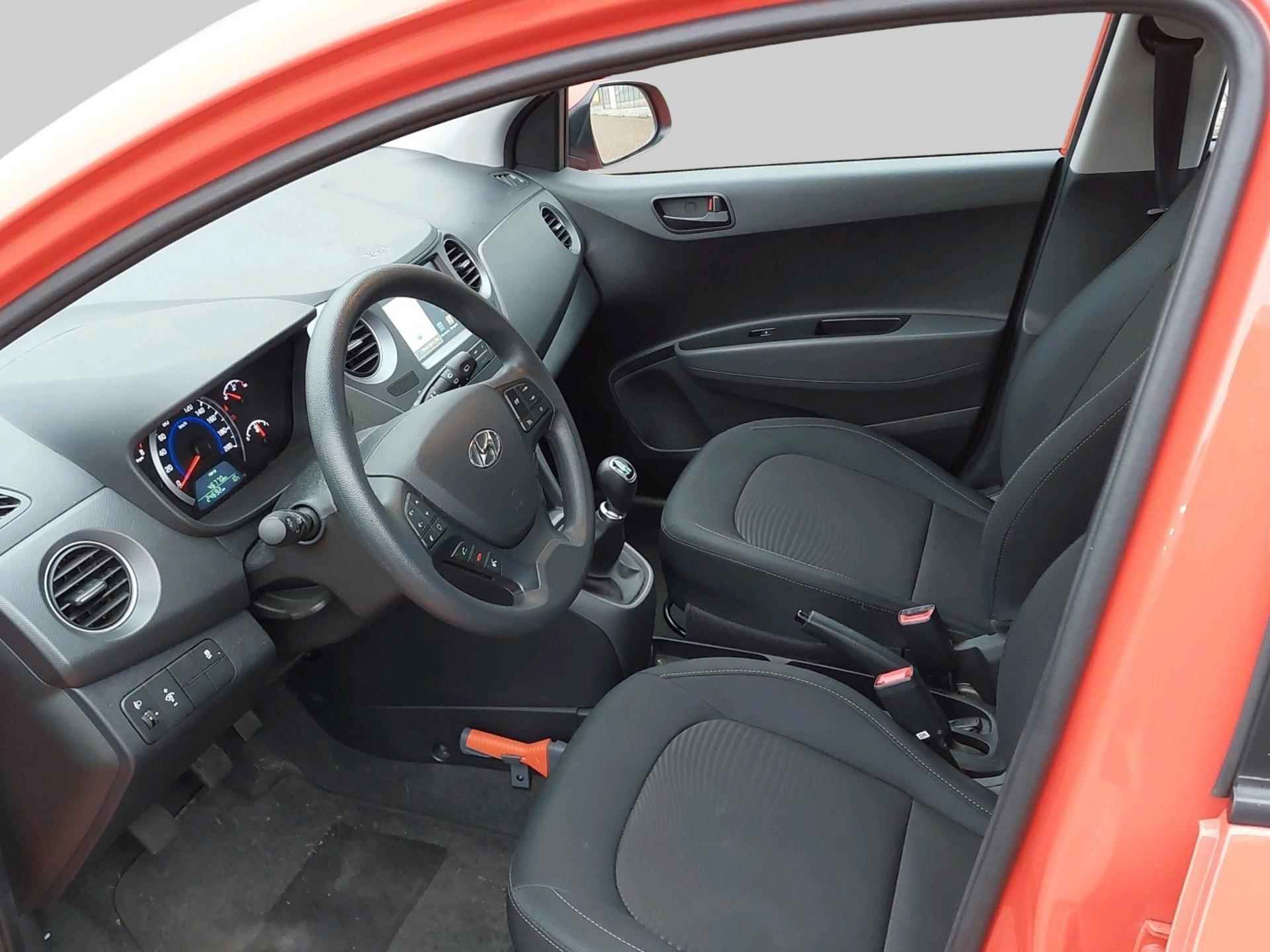 Hyundai i10 1.0i Comfort | navigatie - 7/22