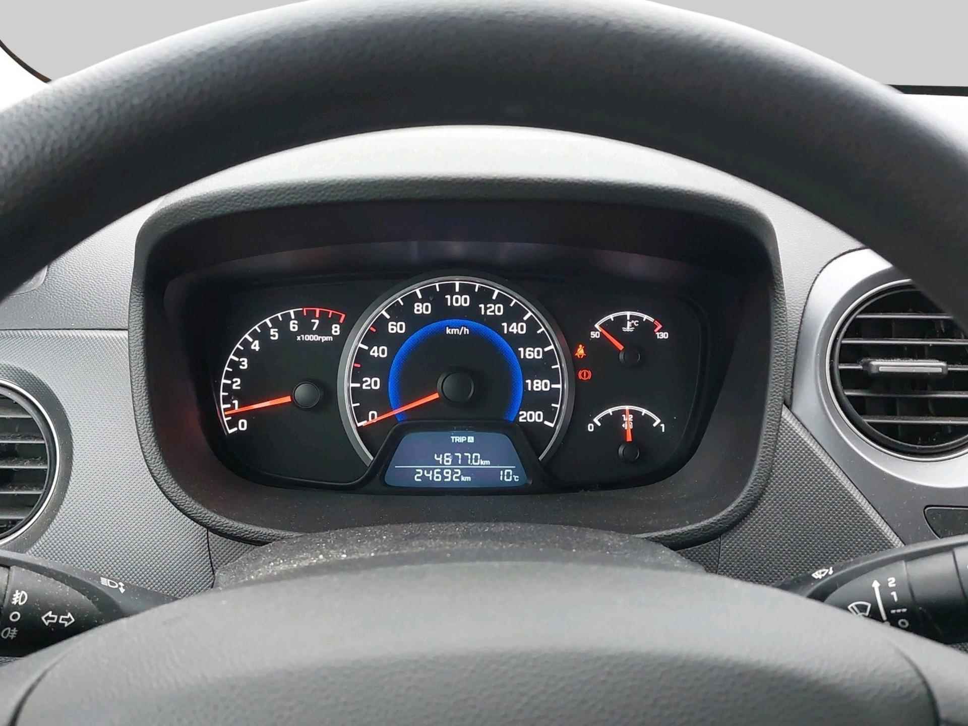 Hyundai i10 1.0i Comfort | navigatie - 11/22