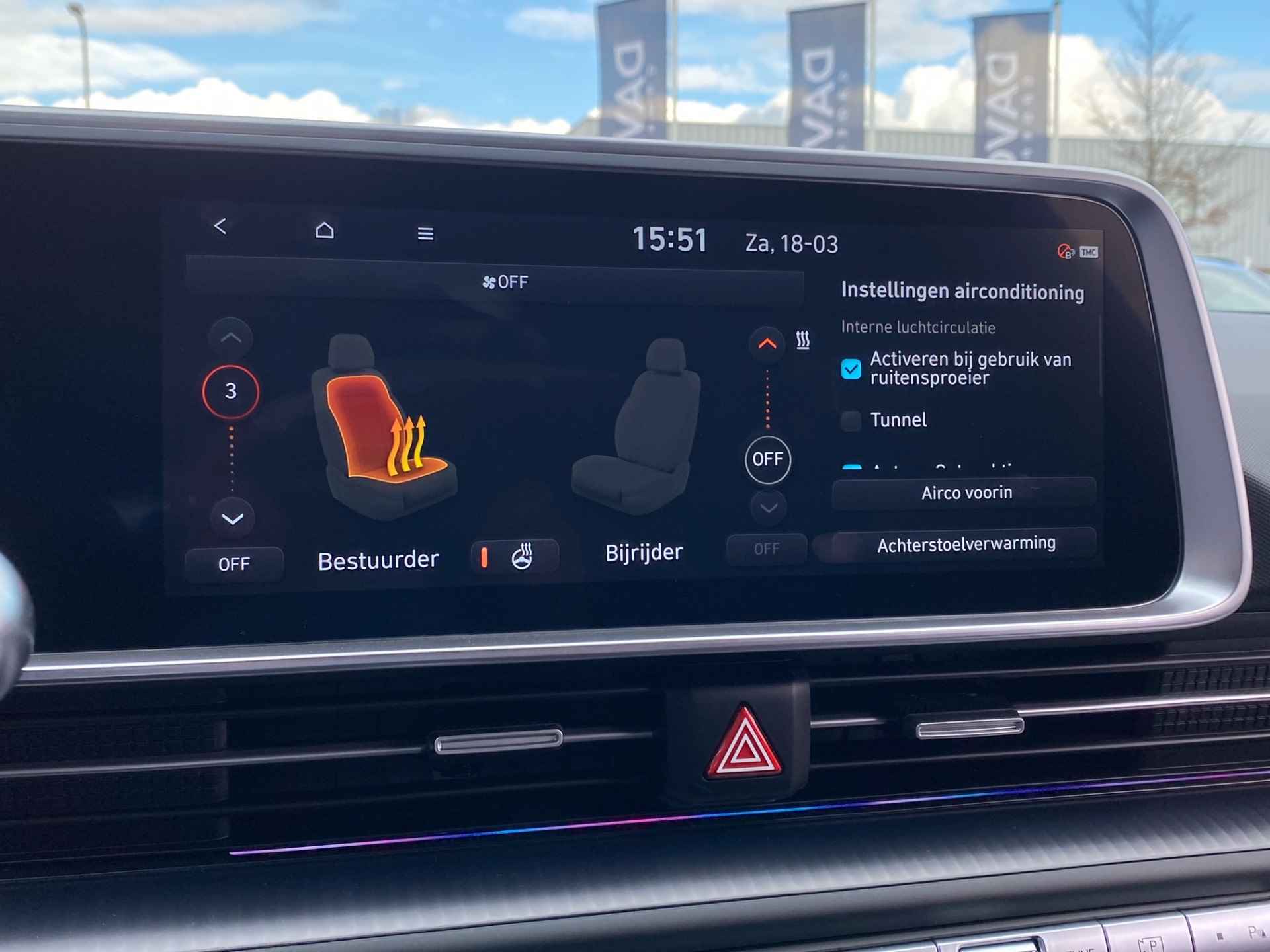 Hyundai IONIQ 6 Connect 77 kWh | Navigatie | Warmtepomp | Stoelverwarming - 24/46