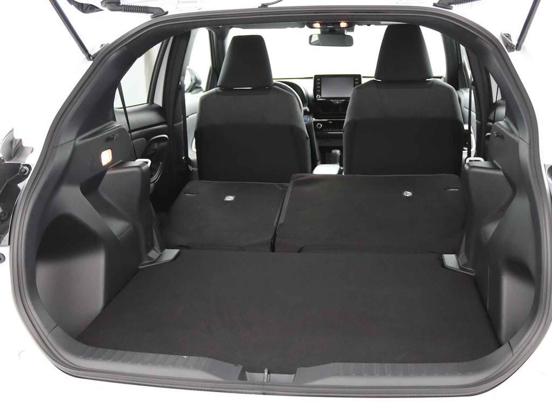 Toyota Yaris Cross 1.5 Hybrid First Edition | Apple carplay/Androidauto | Hoge instap | Keyless start en entry | - 25/51
