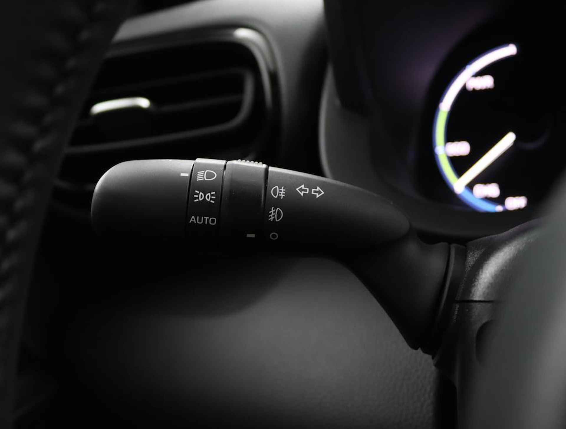 Toyota Yaris Cross 1.5 Hybrid First Edition | Apple carplay/Androidauto | Hoge instap | Keyless start en entry | - 29/51