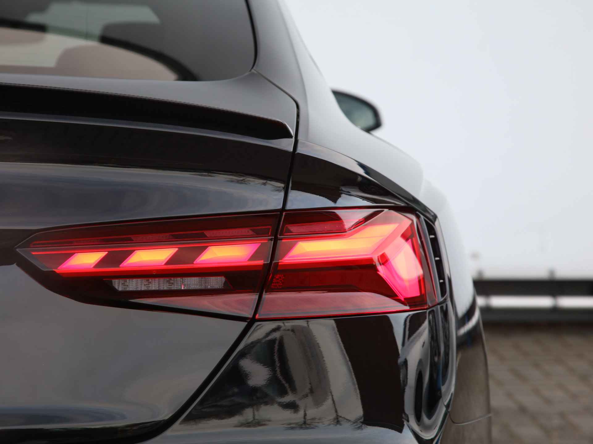 Audi RS5 Sportback 2.9 TFSI quattro competition plus 450pk | 290km/u | Pano | B&O | Carbon | B&O | Head-up | 20" Velgen | Stoelverwarming v+a | Achteruitrijcamera | Adaptive Cruise - 20/58