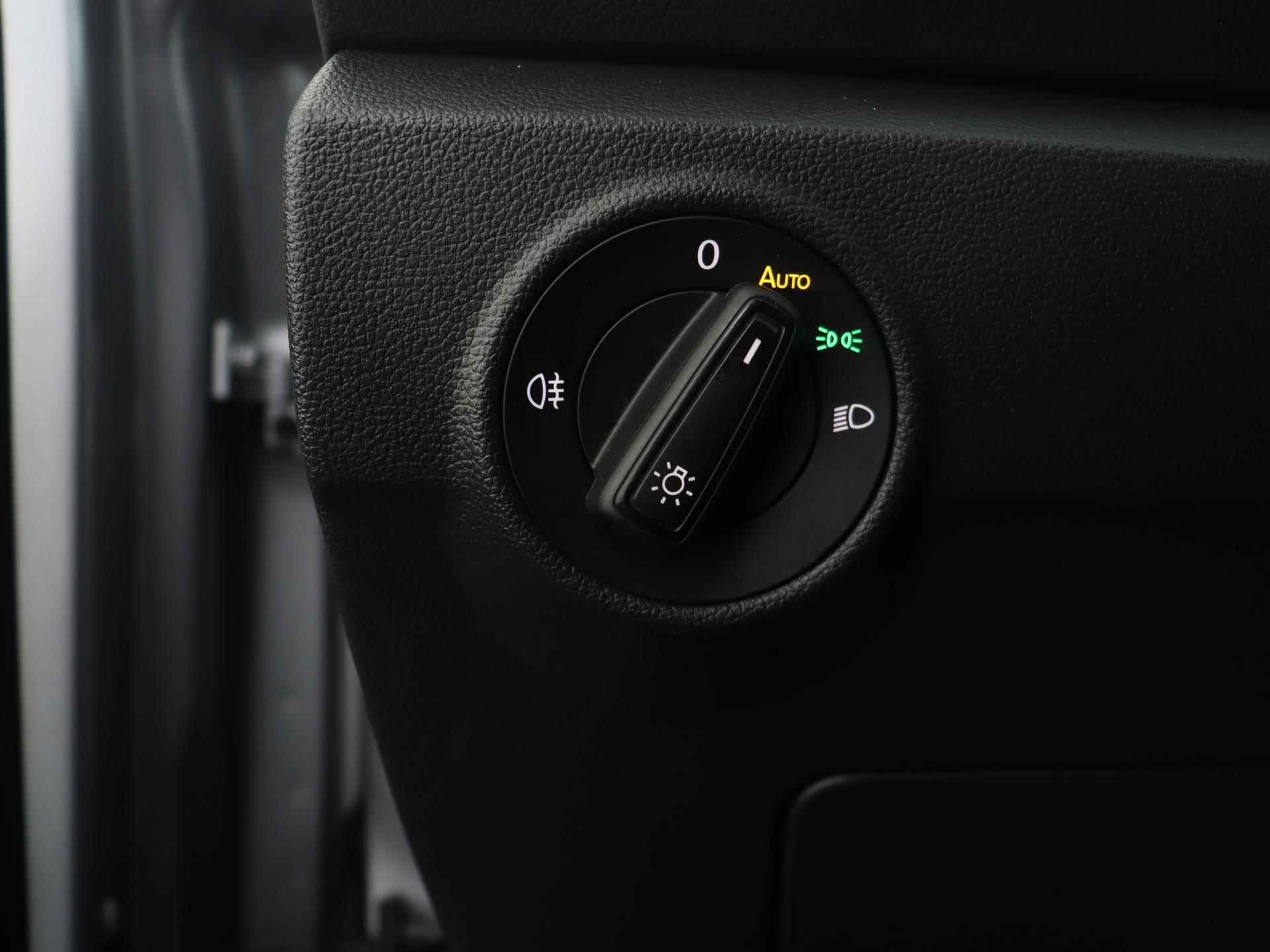 Volkswagen T-Roc 1.5 TSI 150PK Life DSG | Navi via APP | Apple CarPlay | Parkeerhulp | Adaptive Cruise | Climatronic | Getint Glas | 17" LM | LED | - 27/43