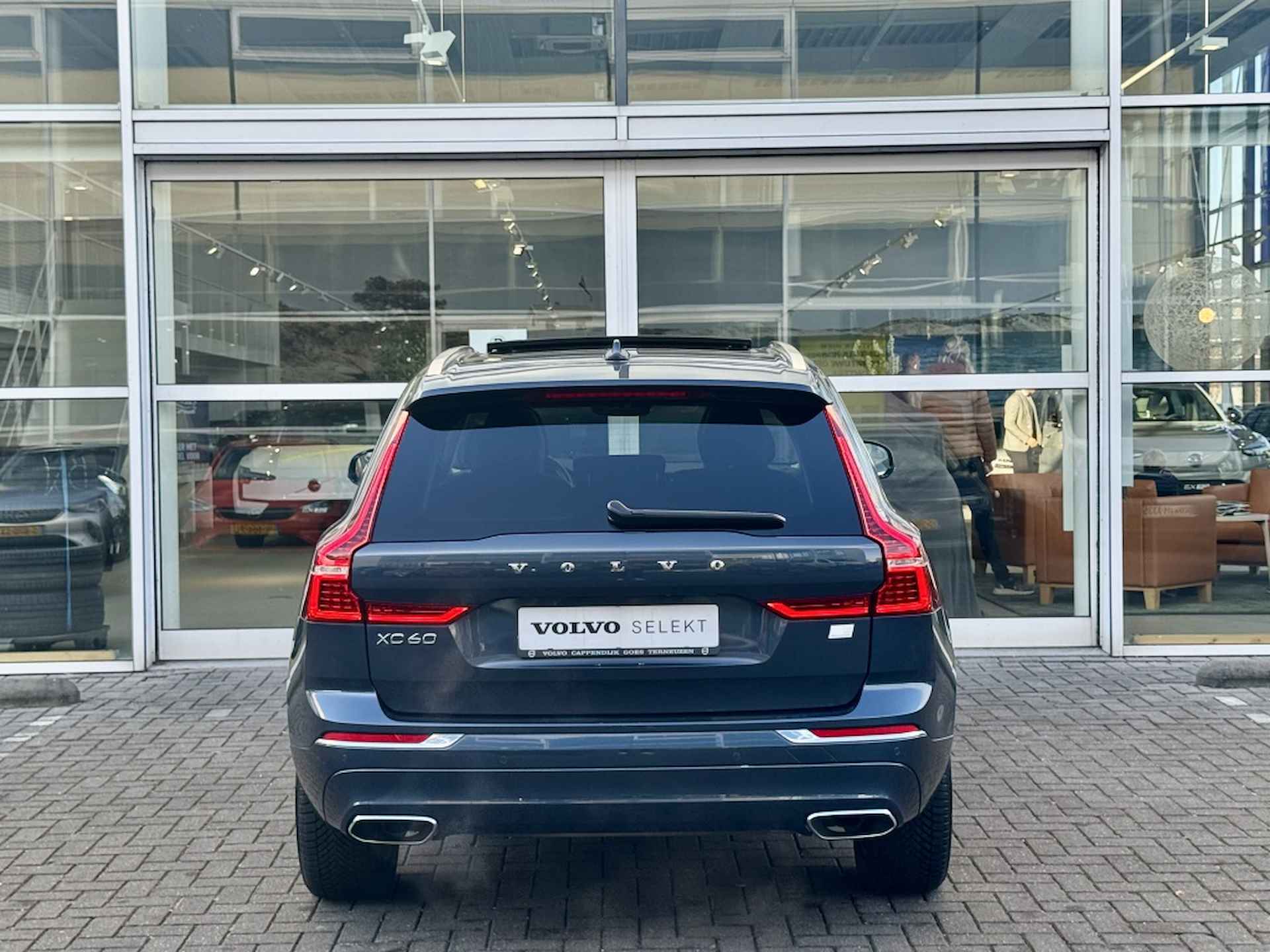 Volvo XC60 T8 390PK Recharge Inscription| Panodak| Adap.Cruise| Trekhaak| C - 4/39