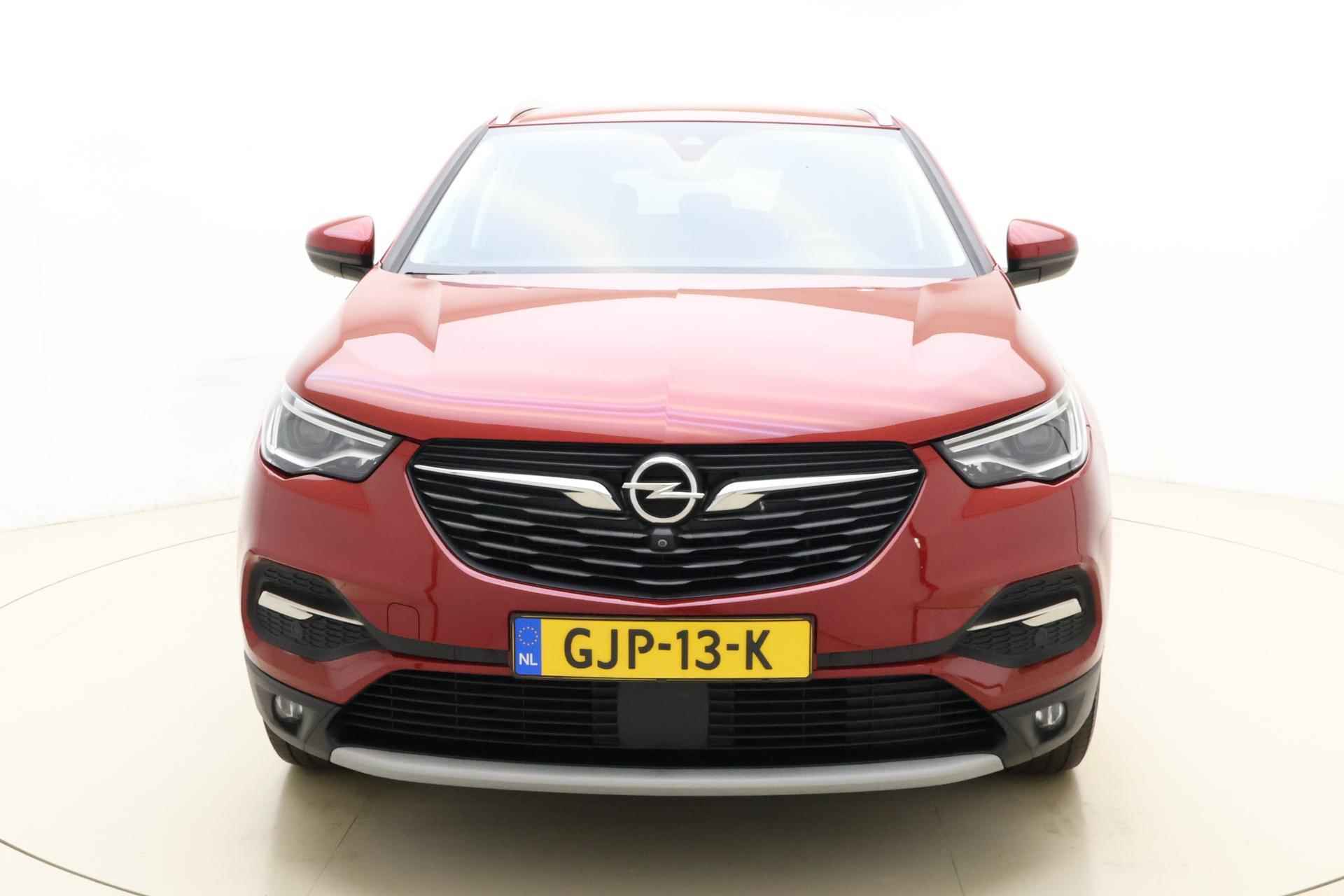 Opel Grandland X 1.6 Turbo Hybrid 225pk Innovation | Navigatie | Camera | Lederen bekleding | Stoelventilatie | Elektrische achterklep | LED koplampen | Parkeersensoren - 7/38