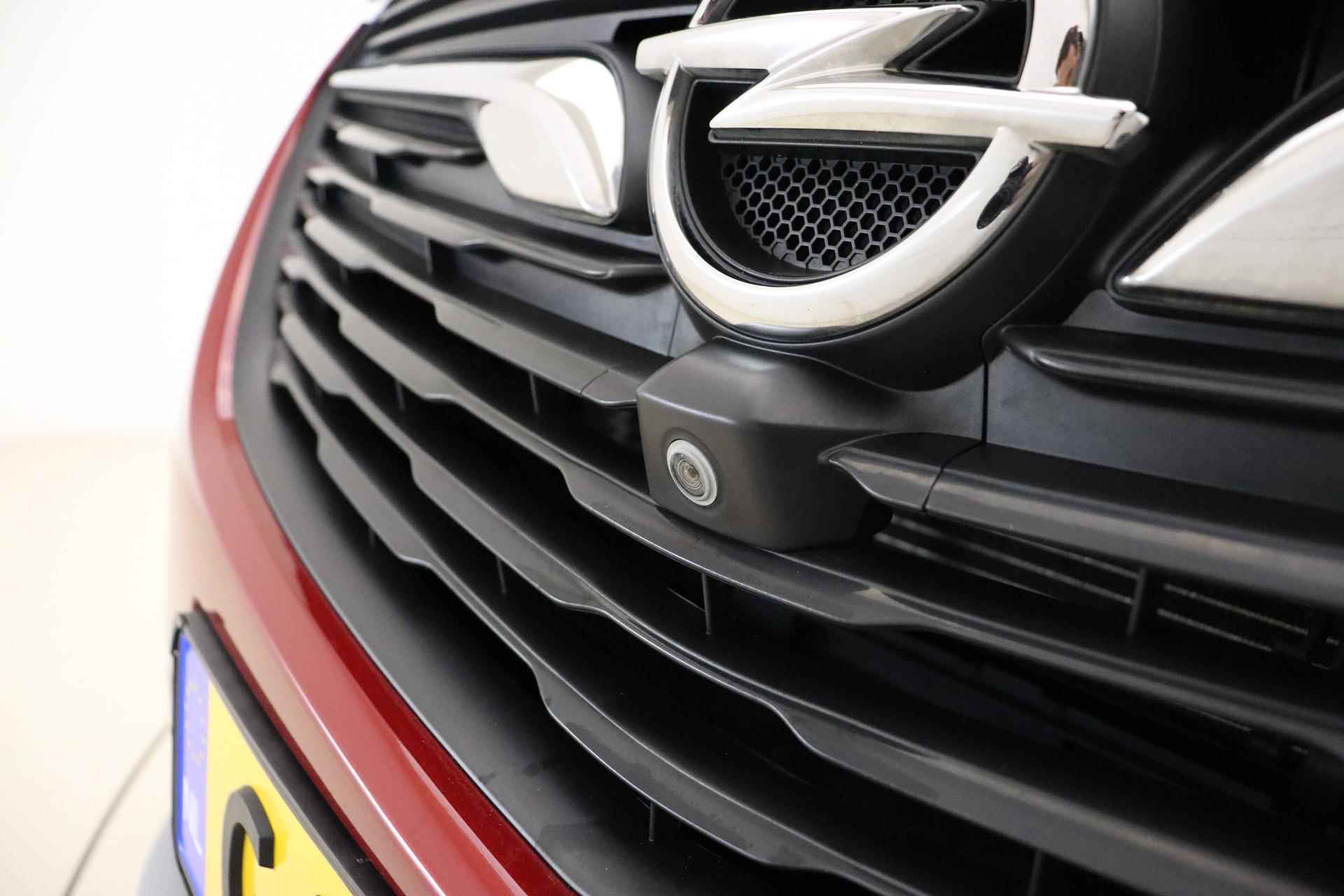 Opel Grandland X 1.6 Turbo Hybrid 225pk Innovation | Navigatie | Camera | Lederen bekleding | Stoelventilatie | Elektrische achterklep | LED koplampen | Parkeersensoren - 24/38