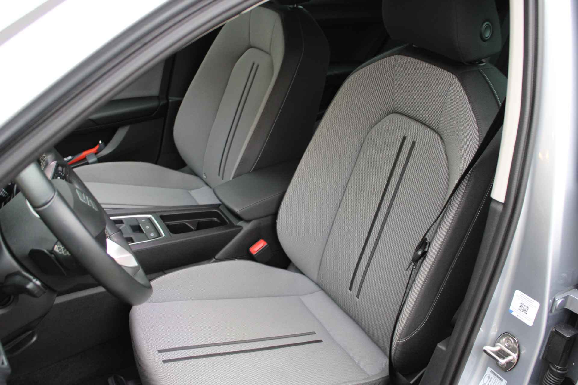 SEAT Leon 1.0 eTSI 110PK DSG Aut. Style Business Intense | Extra Fabrieksgarantie | Virtual Cockpit | Achteruitrijcamera | 17'' LMV | Park - 12/41