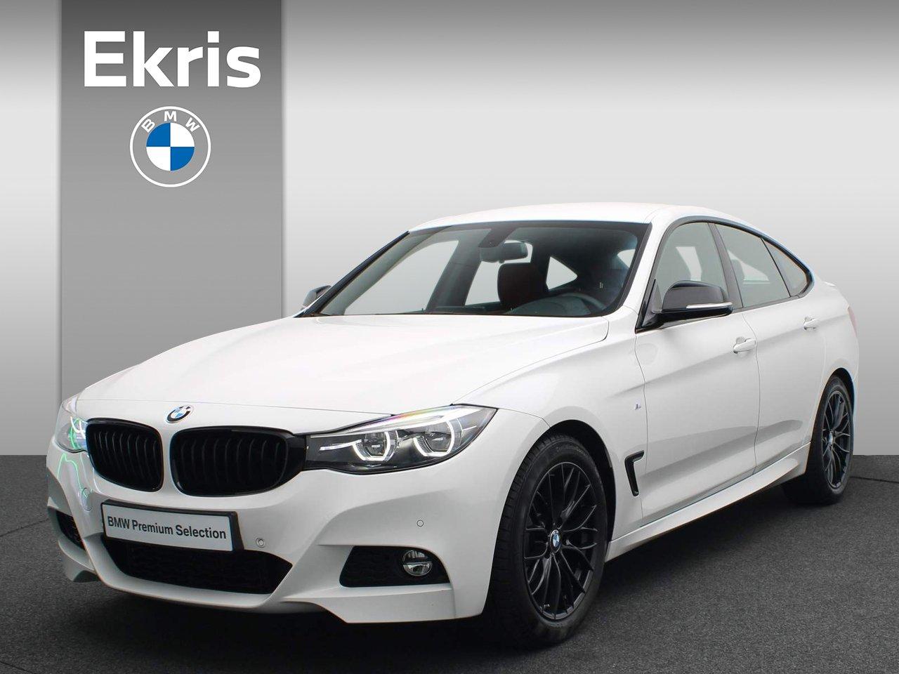 BMW 3 Serie Gran Turismo 320i High Executive M Sportpakket / Lederen dashborad / Trekhaak / Adaptieve LED / DAB / HiFi / 18''