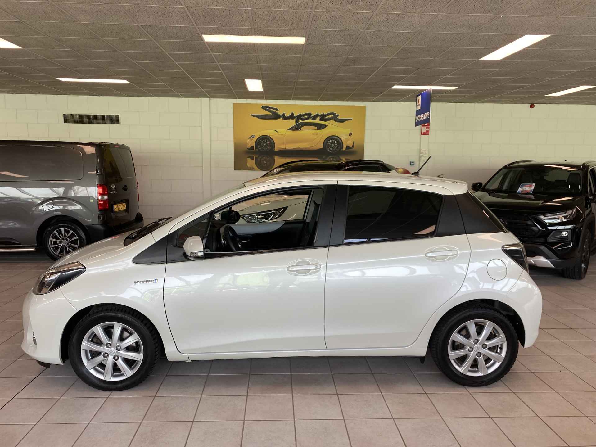 Toyota Yaris 1.5 Full Hybrid Aspiration Edition - 2/31