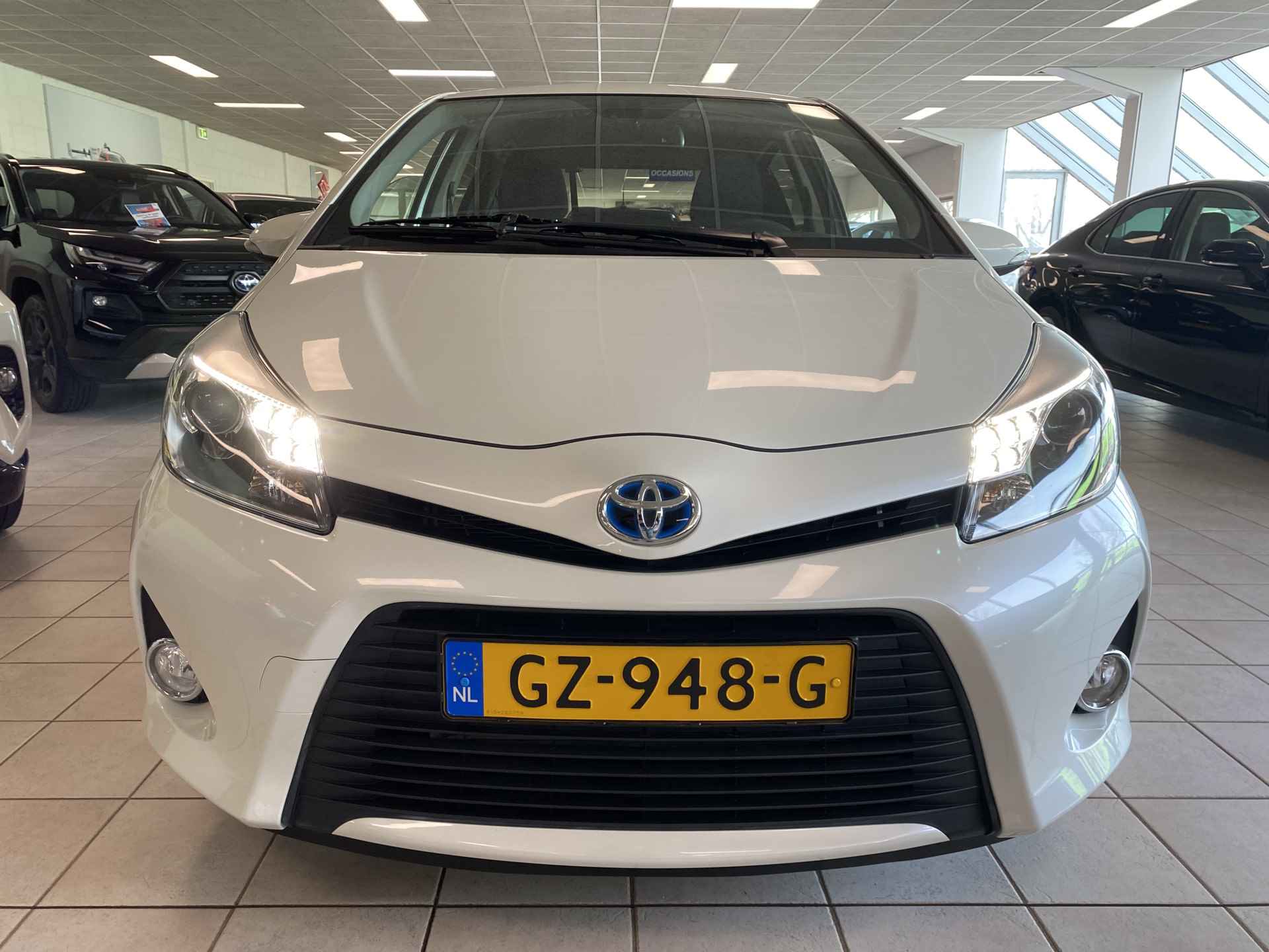 Toyota Yaris 1.5 Full Hybrid Aspiration Edition - 12/31