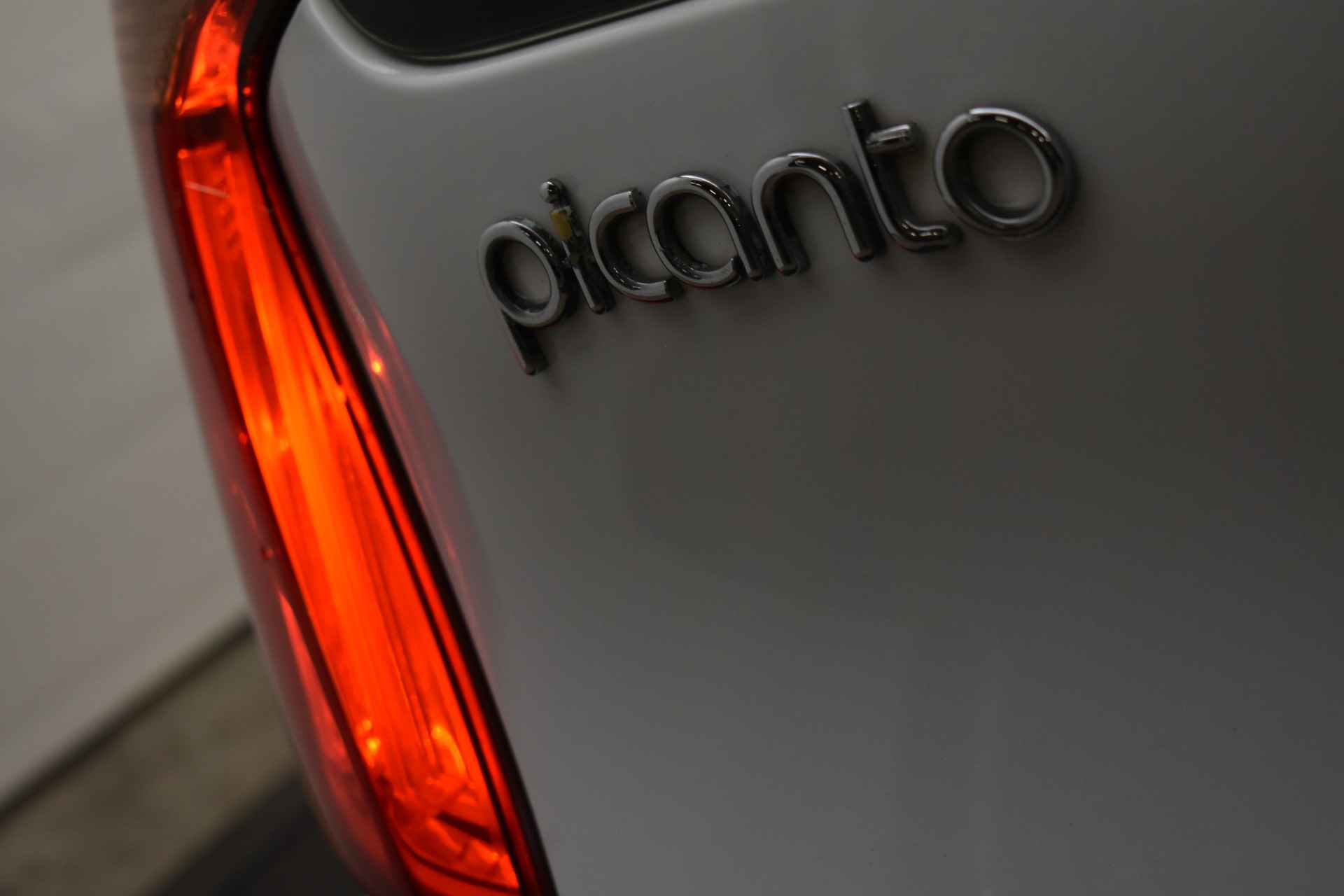 Kia Picanto 1.0 CVVT Nieuw Model - 10/22