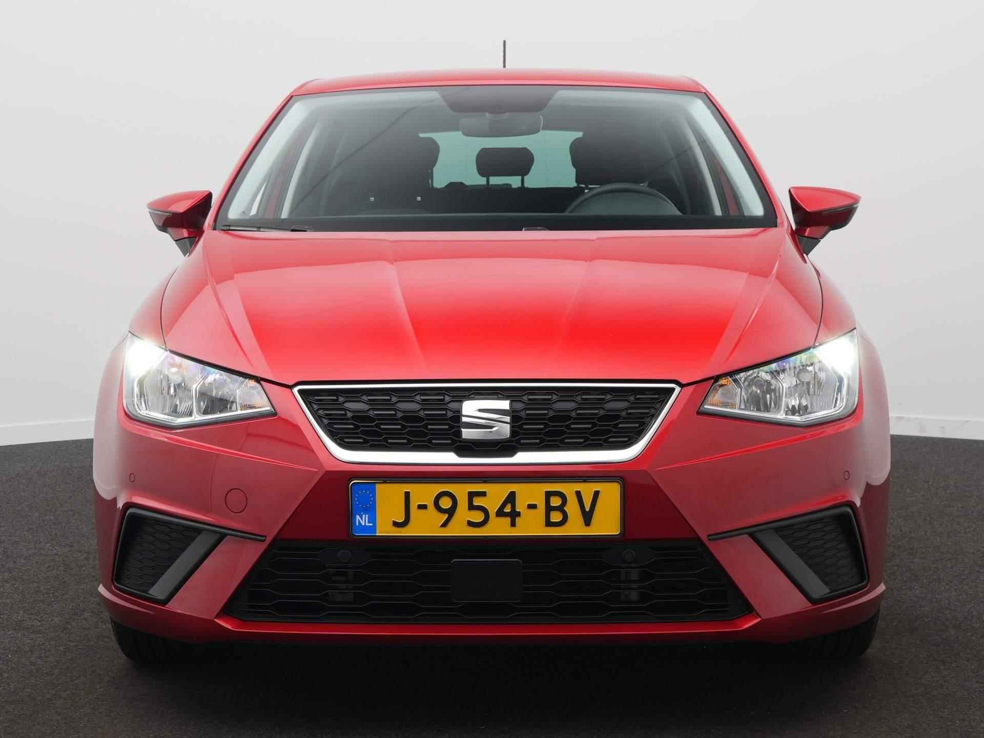 SEAT Ibiza 1.0 TSI Style Business Intense Navi / Clima / Adaptieve Cruise / Stoelverwarming / App-Connect / Achteruitrijcamera - 2/30