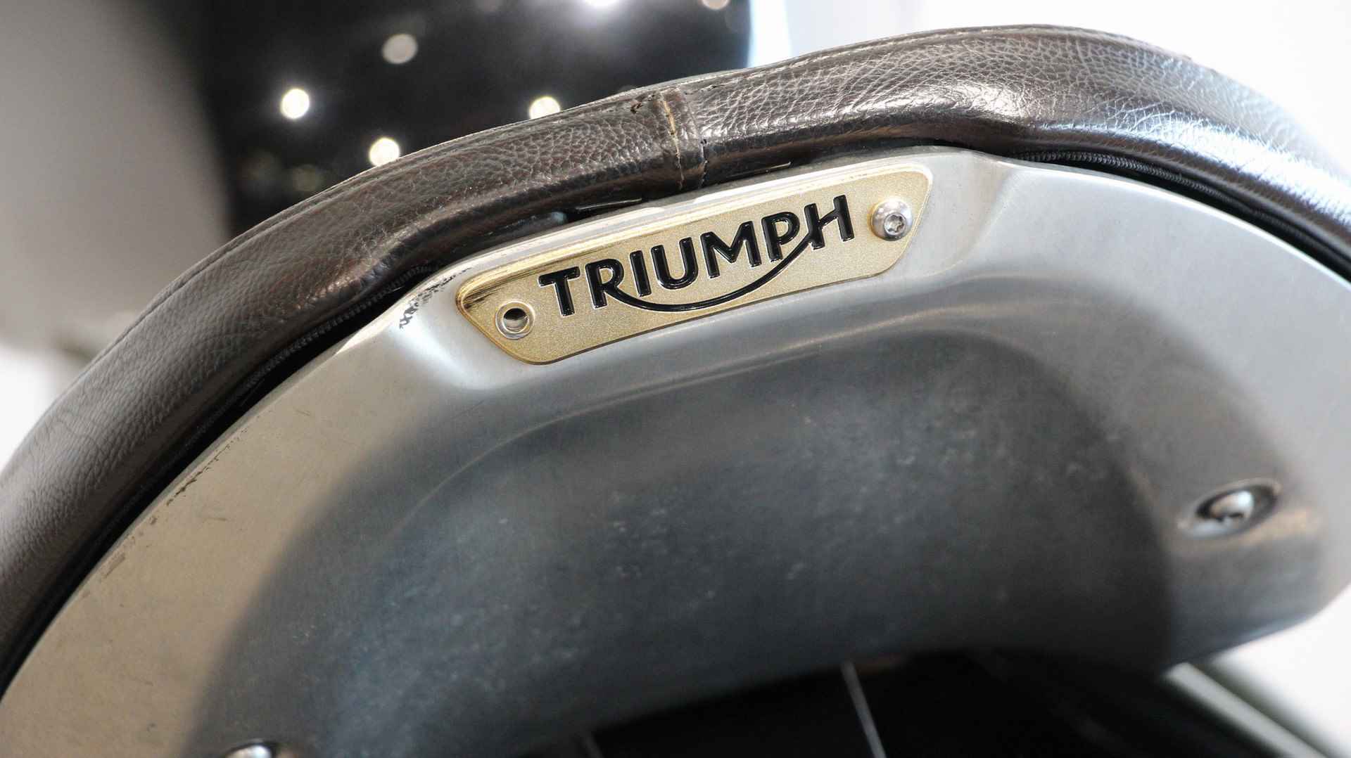 Triumph BONNEVILLE BOBBER - 17/17
