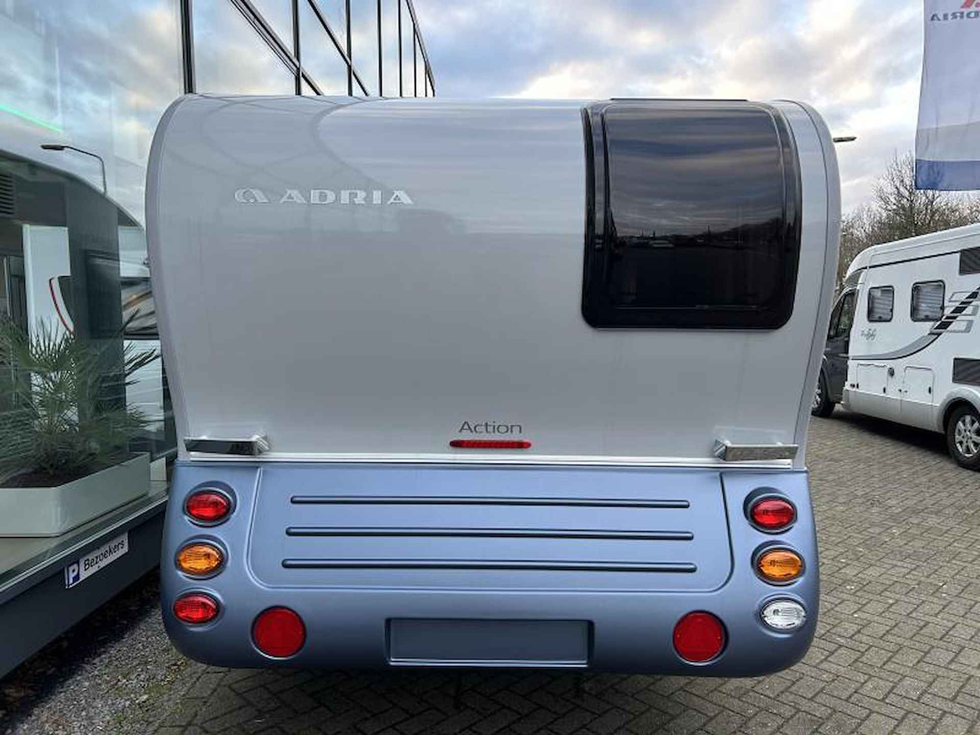 Adria Action 391 LH €1.000,- KORTING! - 6/20