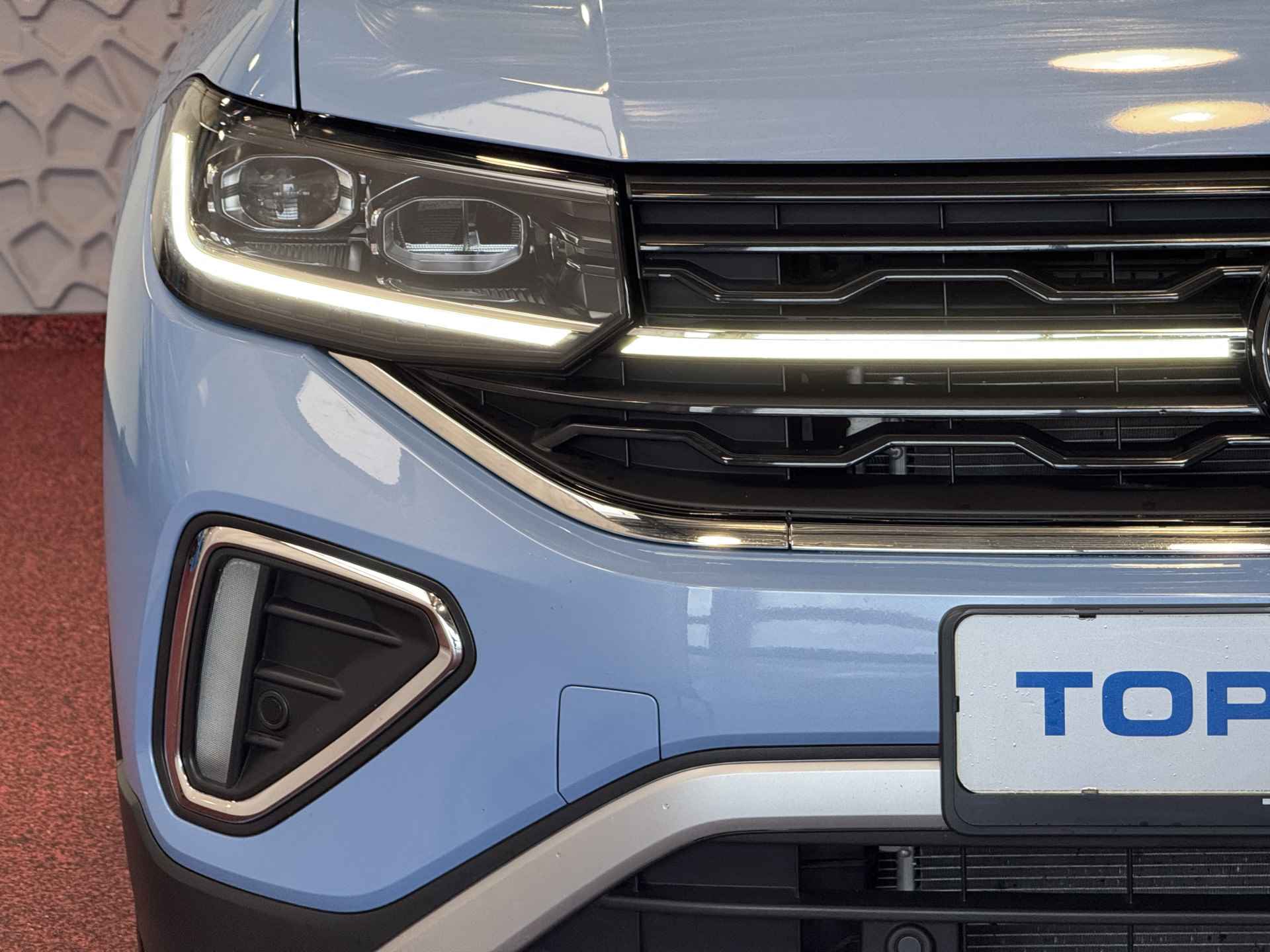 Volkswagen T-Cross DE VERNIEUWDE T-CROSS 116PK STYLE LED-GRILL CAMERA DIG.COCKPIT PRO STOEVERW BLINDSPOT KEYLESS P-ASSIST - 57/74