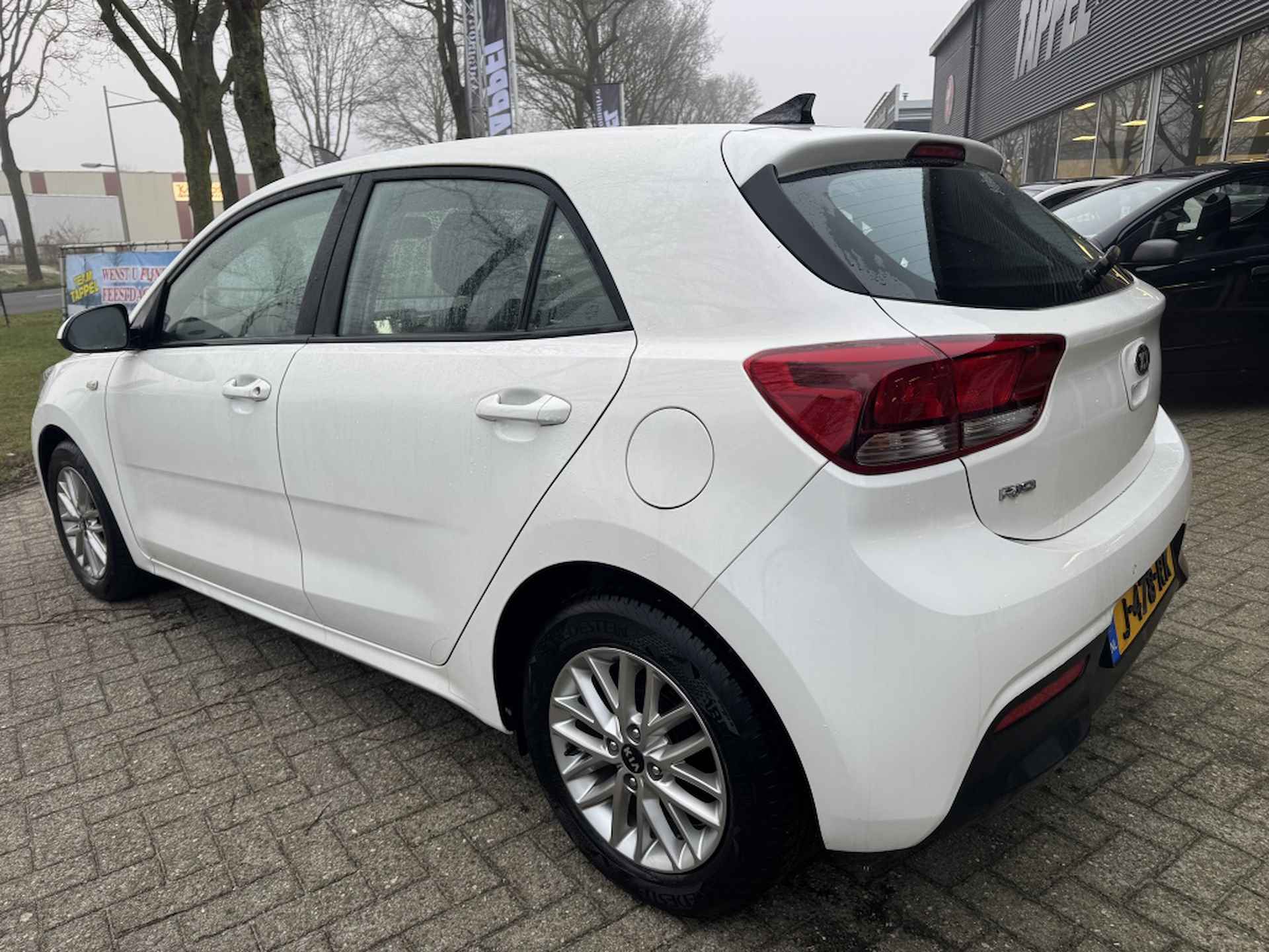 Kia Rio 1.0 TGDI DynamicLine - 3/19