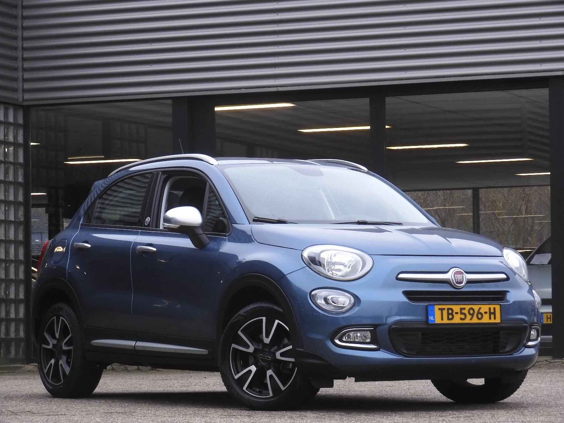 Fiat 500 X 1.4T MIRROR/ CARPLAY/ CAMERA/ KEYLESS - 27/28