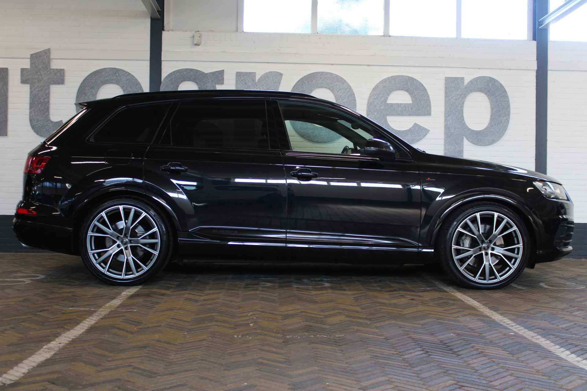 Audi Q7 3.0 TDI quattro Pro Line S 7p | S-line interieur/exterieur | Adaptive cruise | Climate control | Stoelverwarming voor + achter | Schuif/kantel dak | Soft-close | Trekhaak elektrisch uitklapbaar | Bomvol! | - 23/66