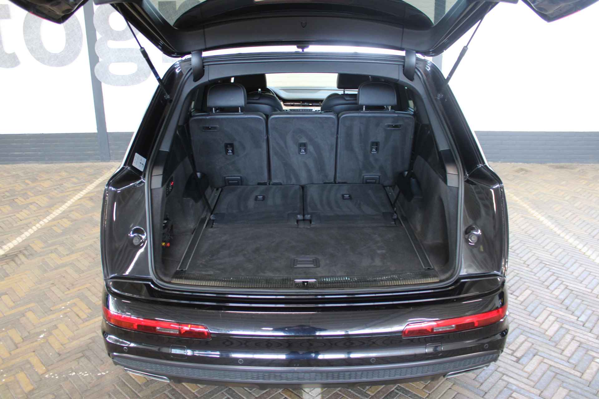 Audi Q7 3.0 TDI quattro Pro Line S 7p | S-line interieur/exterieur | Adaptive cruise | Climate control | Stoelverwarming voor + achter | Schuif/kantel dak | Soft-close | Trekhaak elektrisch uitklapbaar | Bomvol! | - 32/66