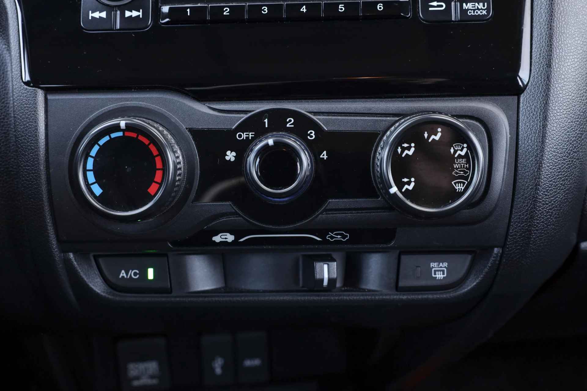 Honda Jazz 1.3 i-VTEC 102 pk Aut. ✅ Stoelverwarming ✅ Airco ✅ Cruise - 11/36